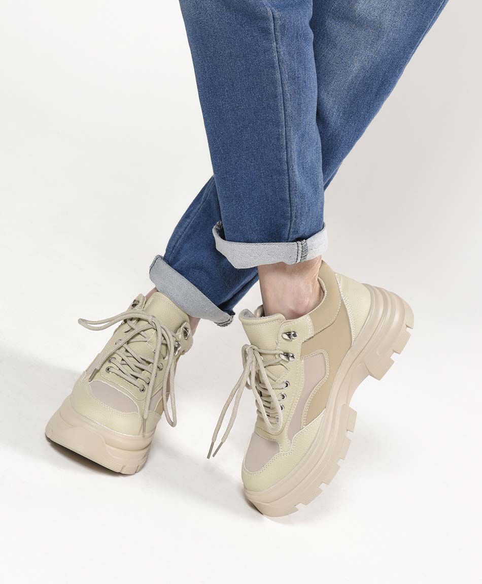 Bot&iacute;n mujer bicolor cordones  cuadrado