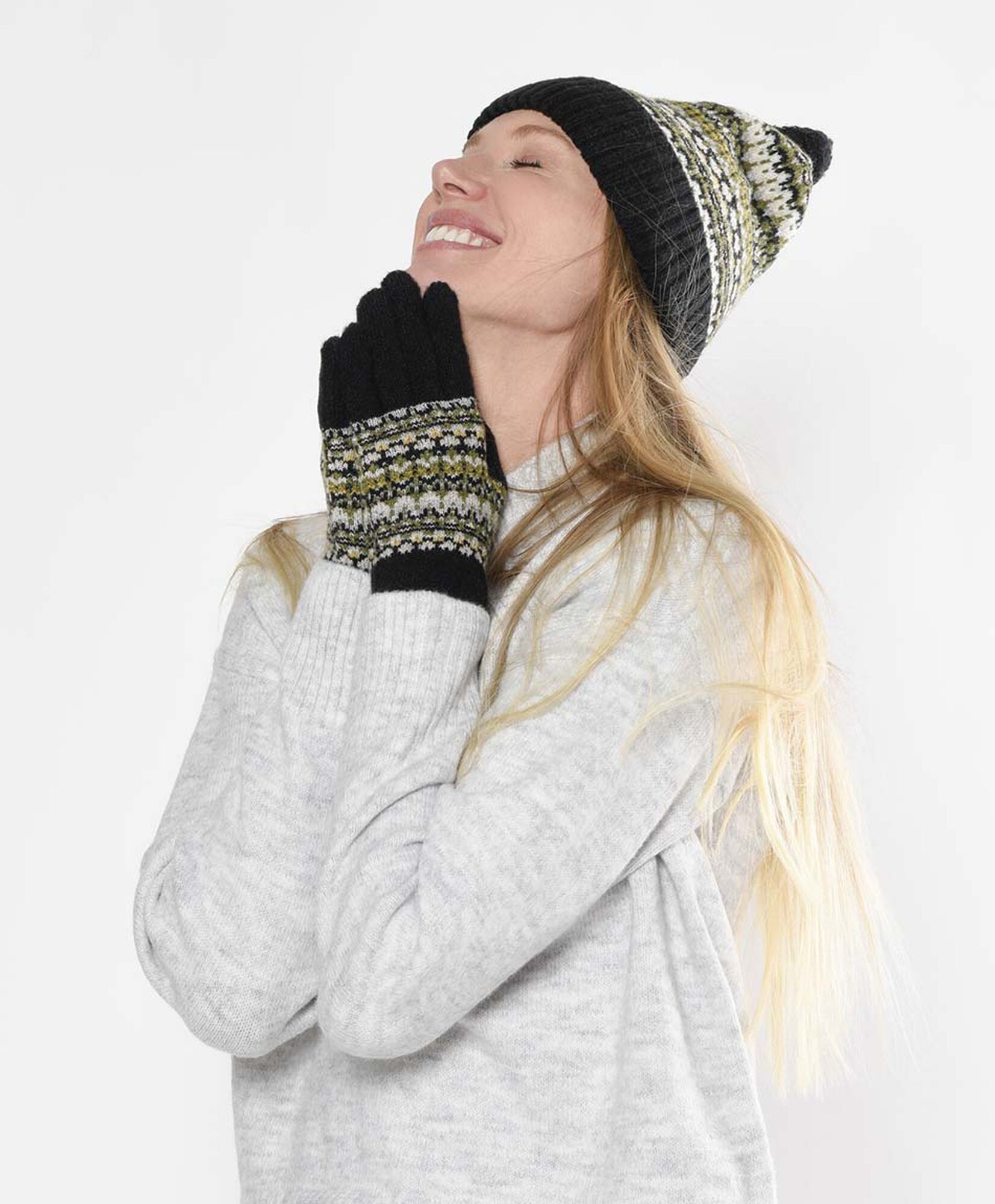 Set gorro + guantes mujer nórdico Set gorro + guantes mujer nórdico