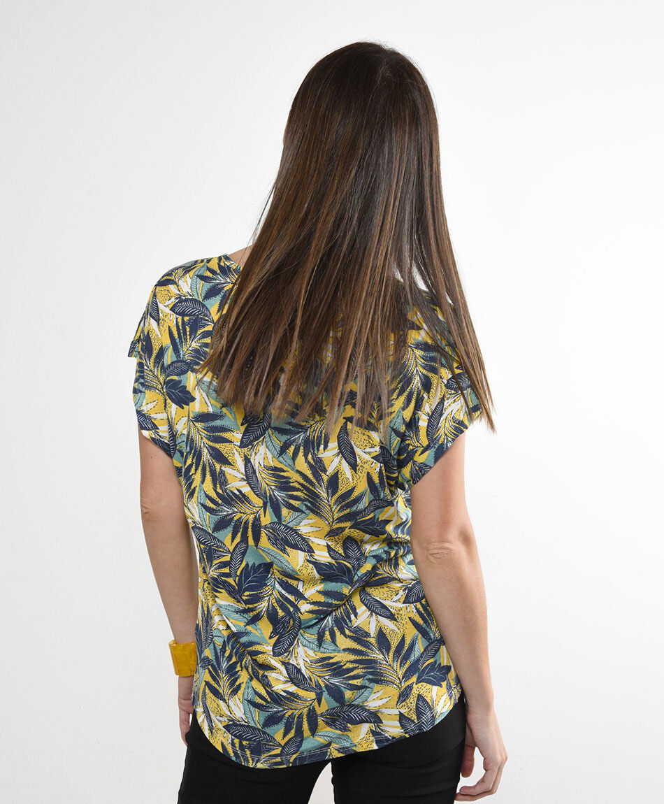 Polera manga corta cuello redondo