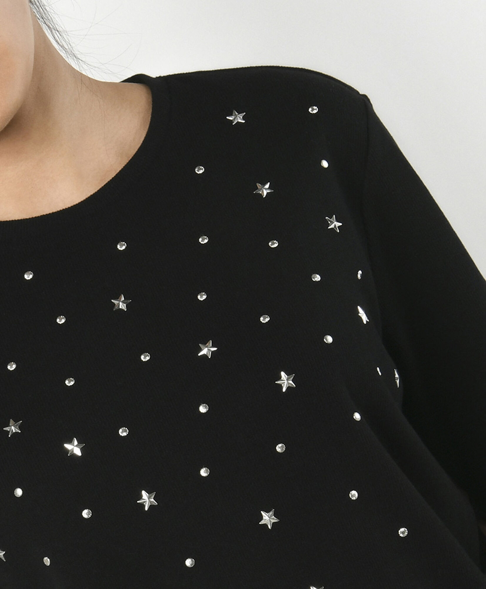 Polerón mujer tachas estrellas Polerón mujer tachas estrellas