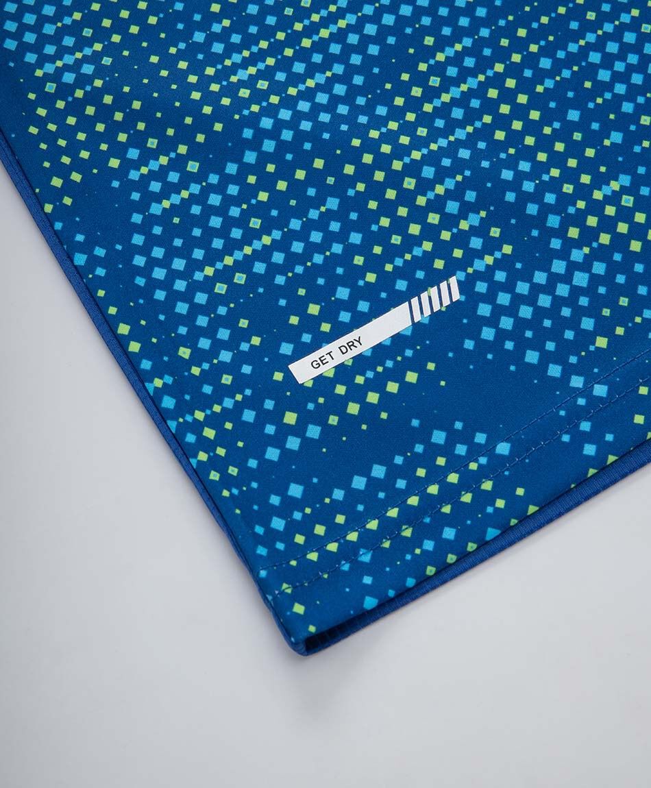 Polera deportiva hombre dise&ntilde;o puntos