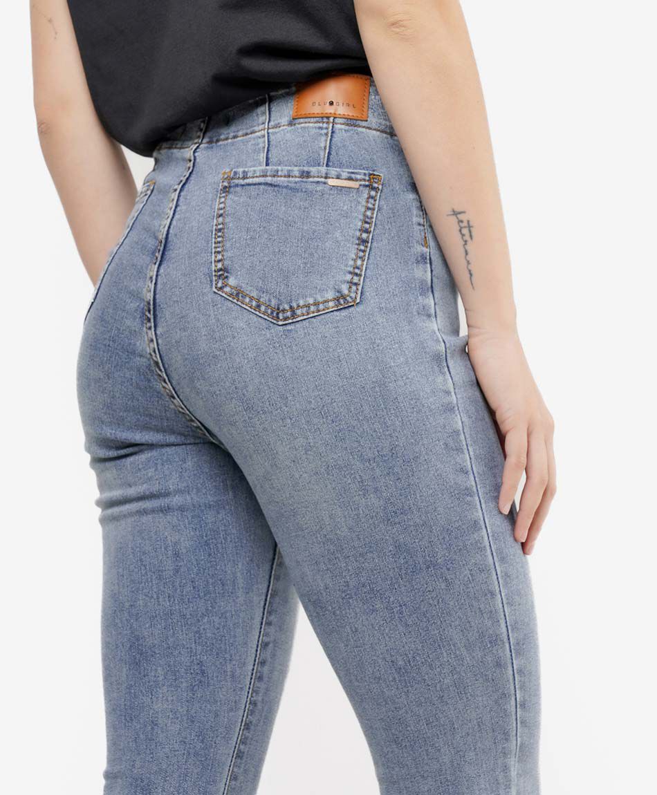Jeans mujer flare pretina costuras