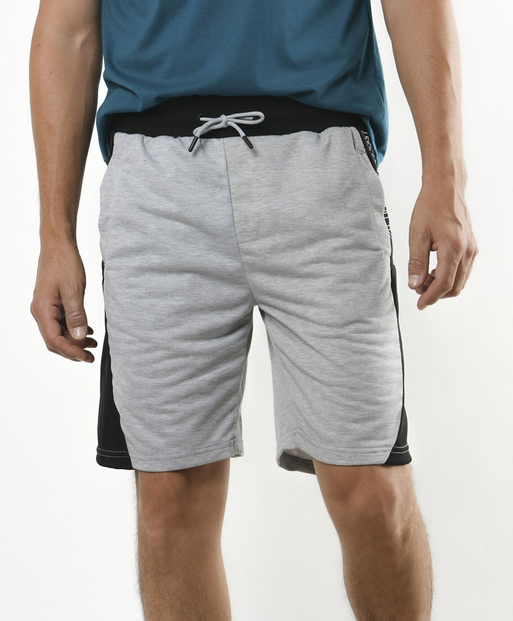 Short deportivo hombre bicolor frase Short deportivo hombre bicolor frase