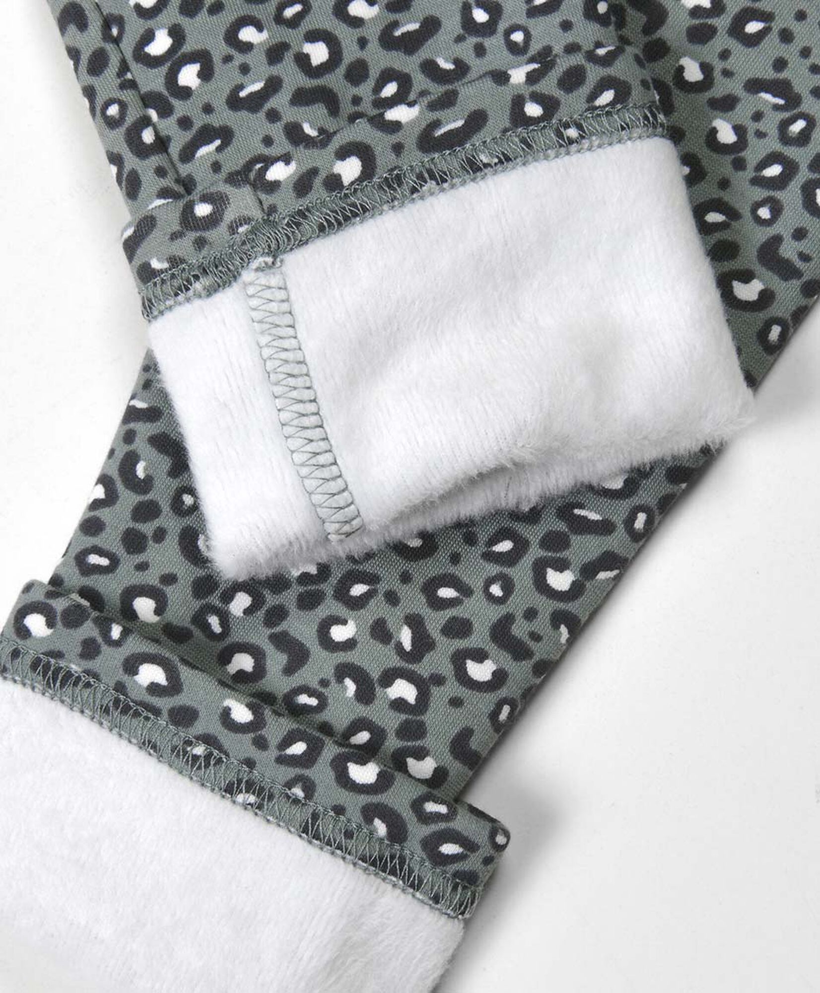 Leggins bebé forrada animal print Leggins bebé forrada animal print