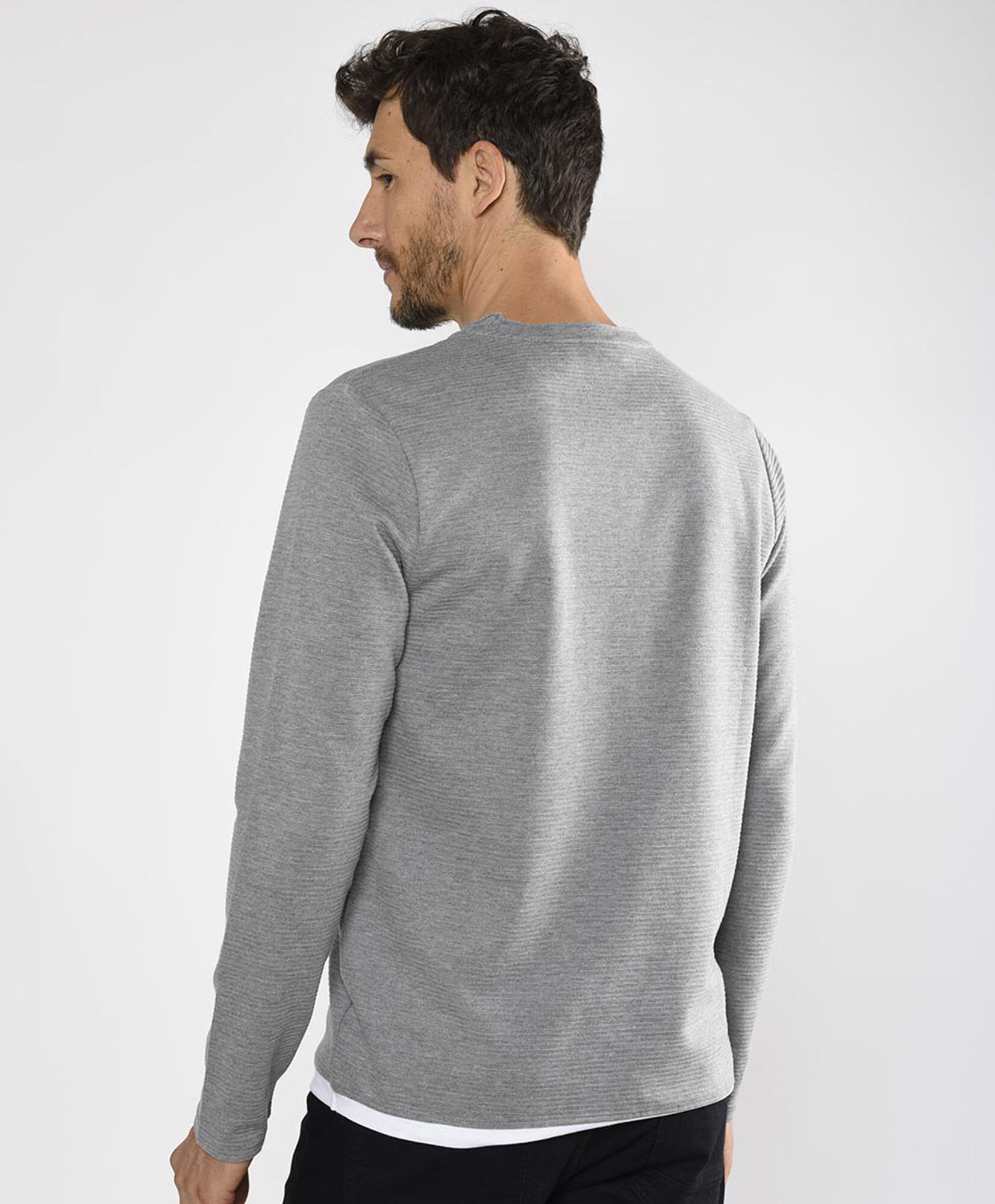 Polera manga larga cuello redondo Polera manga larga cuello redondo