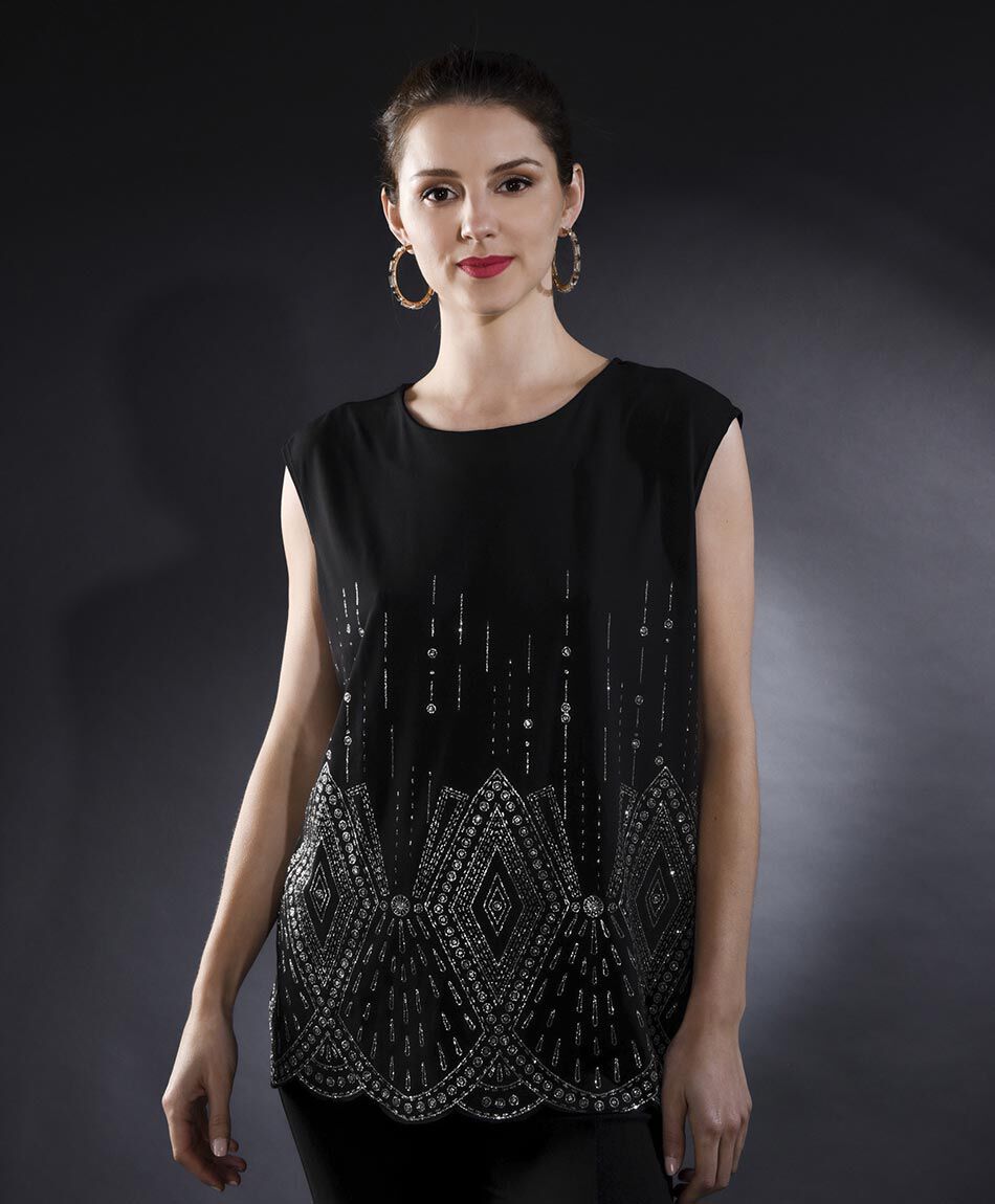 Polera oversize sin mangas cuello redondo