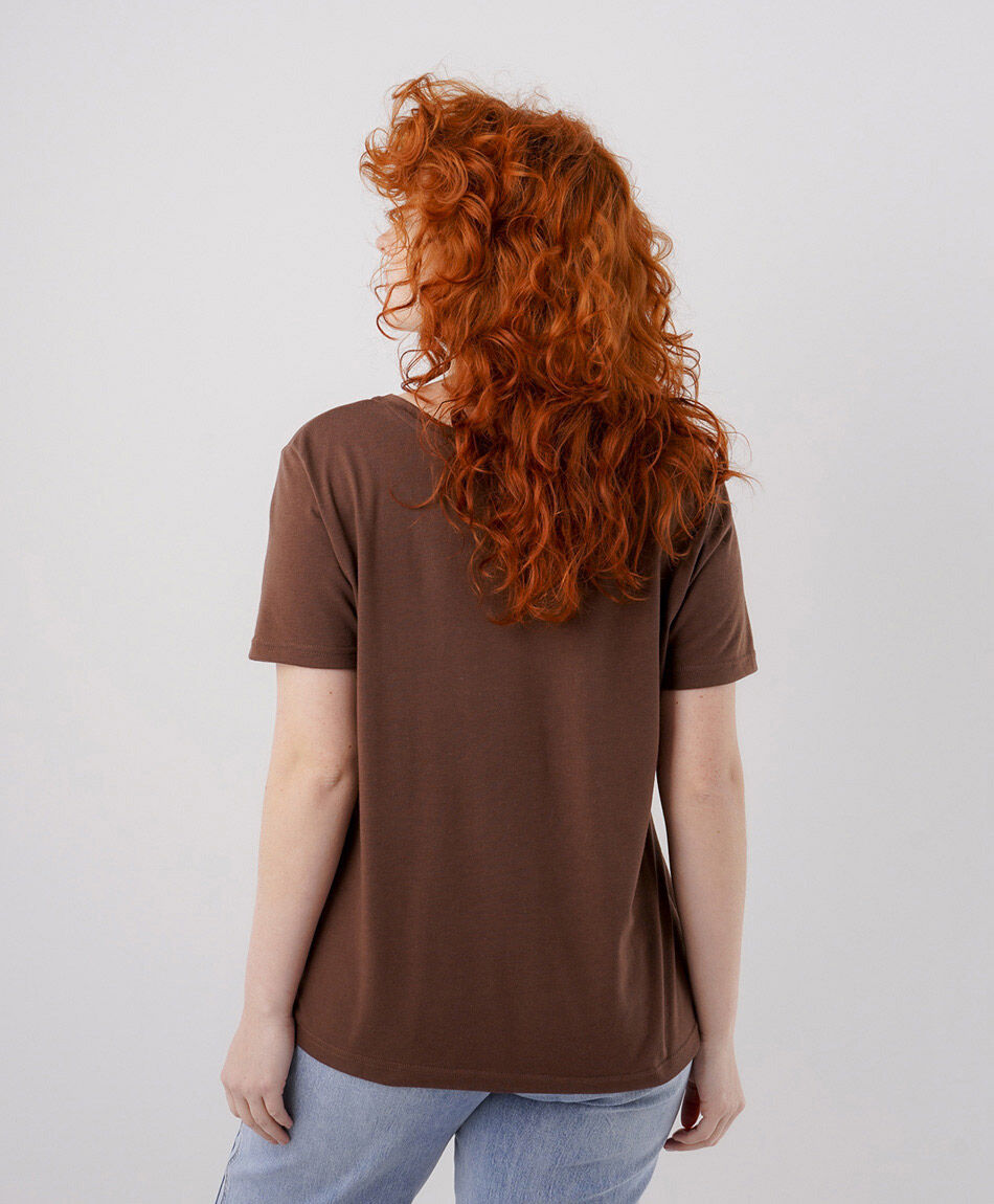 Polera mujer b&aacute;sica caf&eacute;