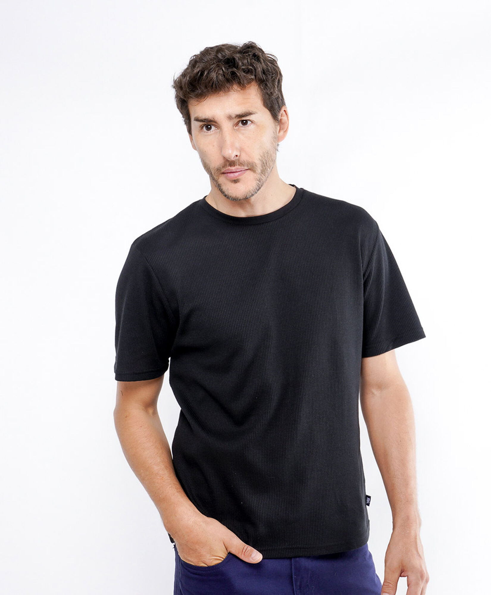 Polera hombre waffle negra Polera hombre waffle negra
