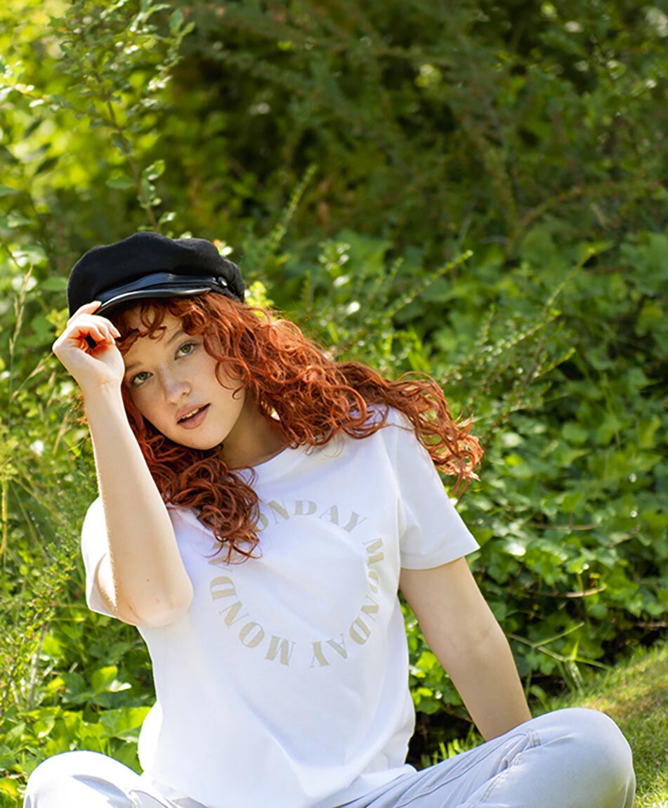 Polera mujer estampada manga corta