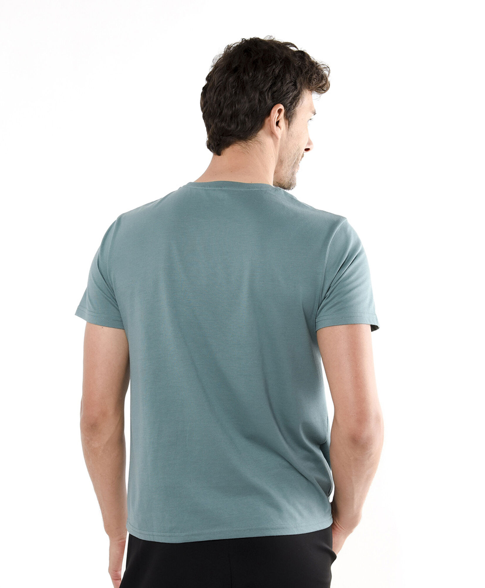 Polera deportiva hombre print wild Polera deportiva hombre print wild
