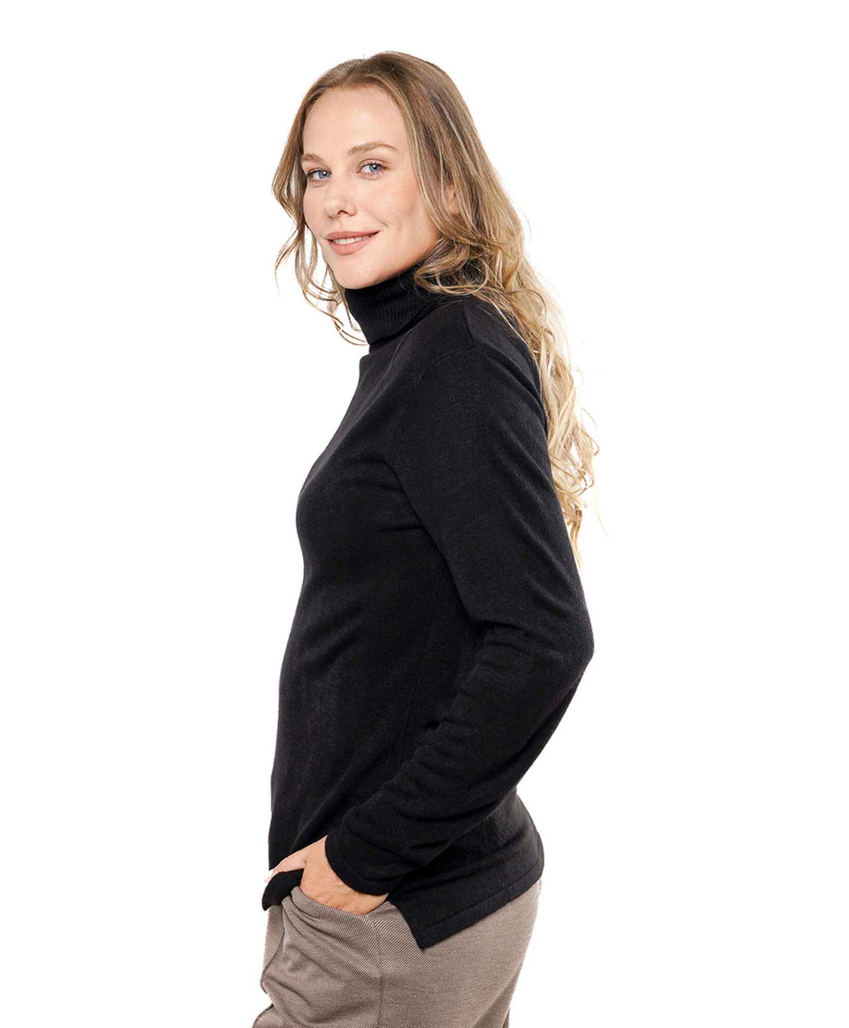 Sweater mujer liso cuello alto Sweater mujer liso cuello alto