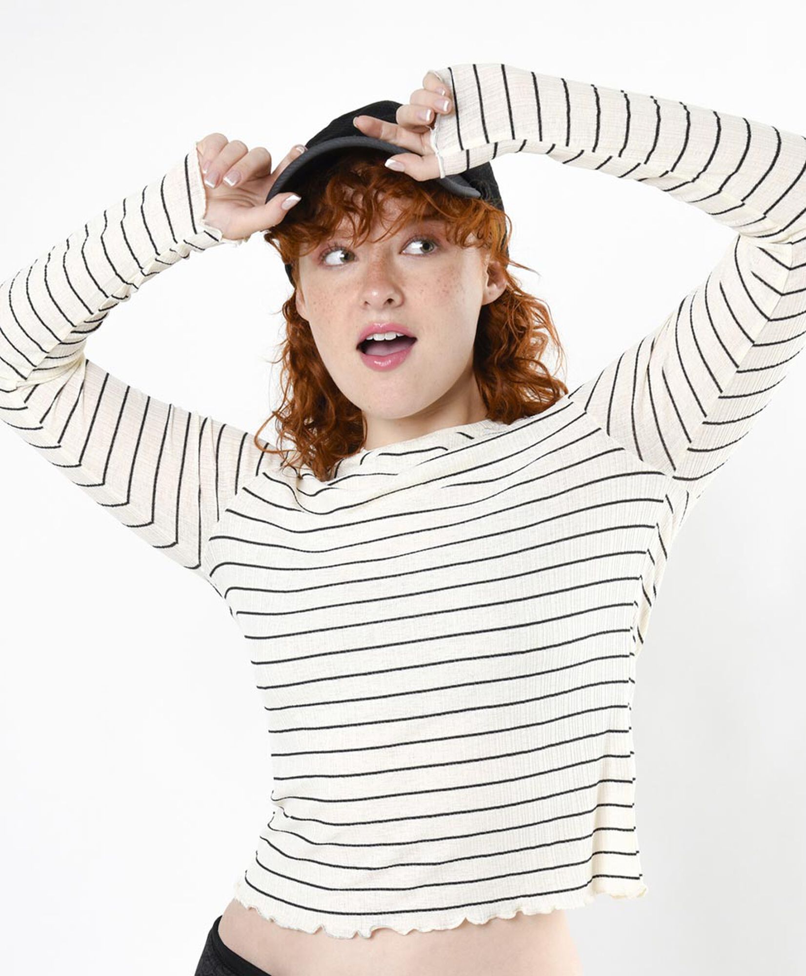 Polera mujer líneas manga larga Polera mujer líneas manga larga