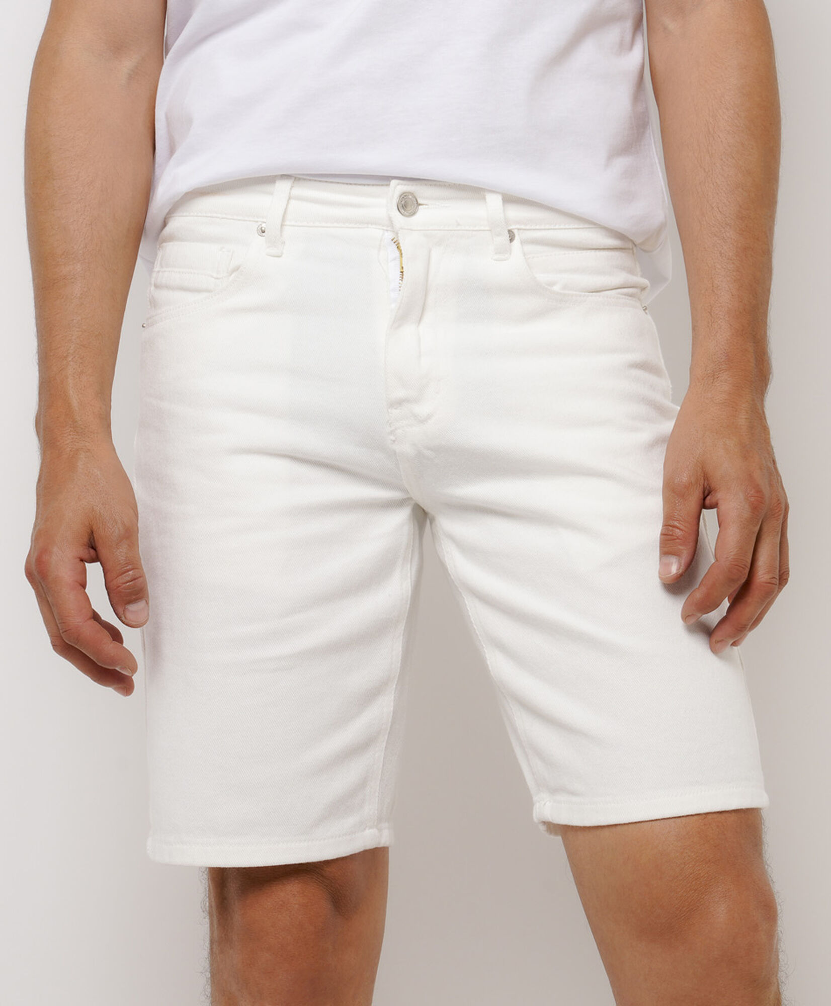 Bermuda hombre blanca Bermuda hombre blanca