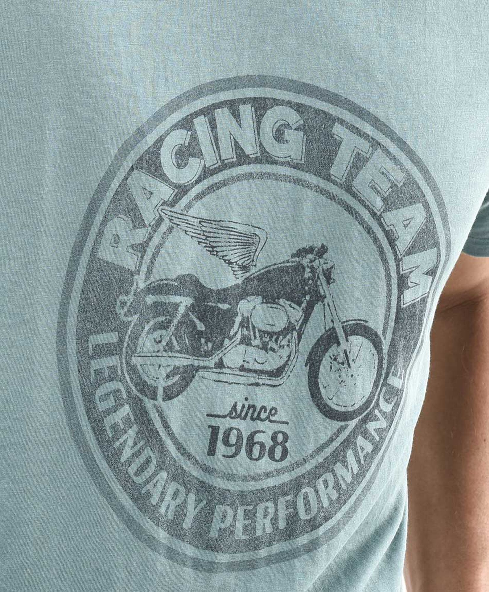 Polera hombre racing team Polera hombre racing team