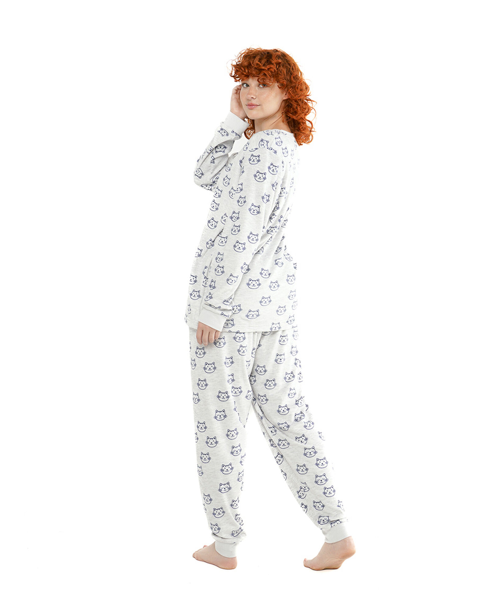 Pijama mujer micropolar gatitos Pijama mujer micropolar gatitos