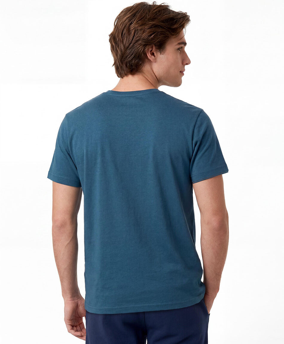 Polera deportiva hombre flechas