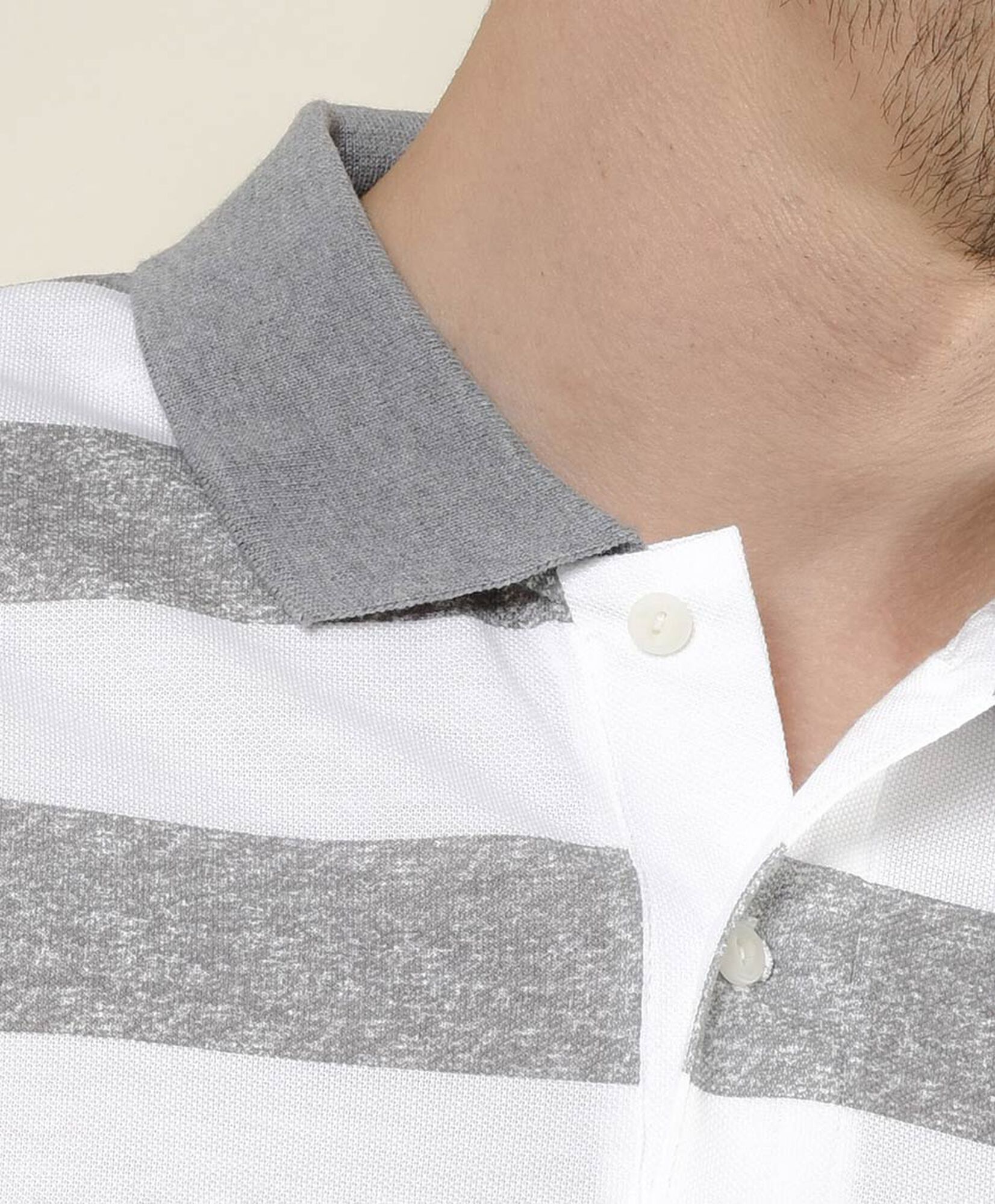 Polera hombre rayada cuello piqué Polera hombre rayada cuello piqué