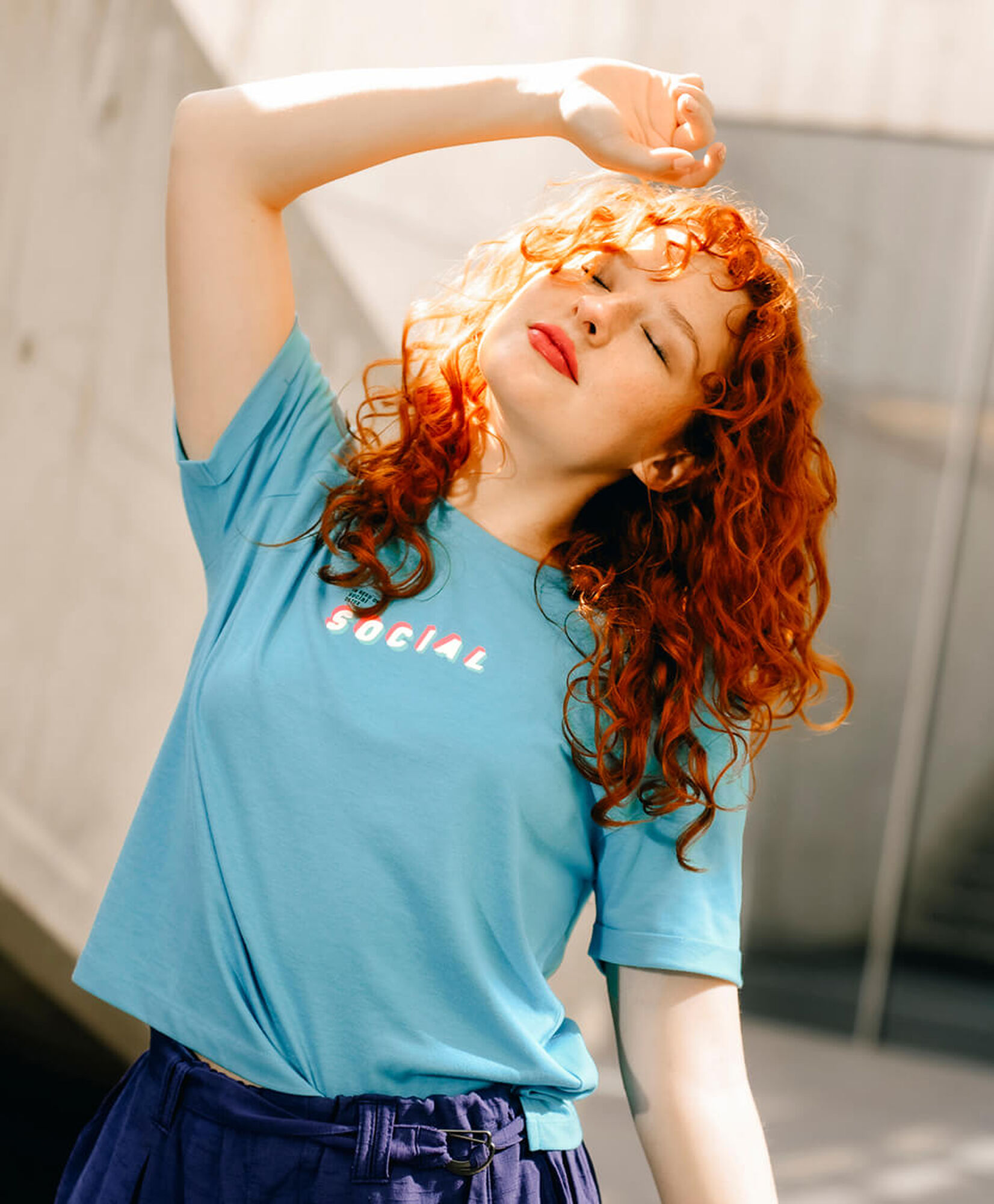 Polera mujer estampado social Polera mujer estampado social