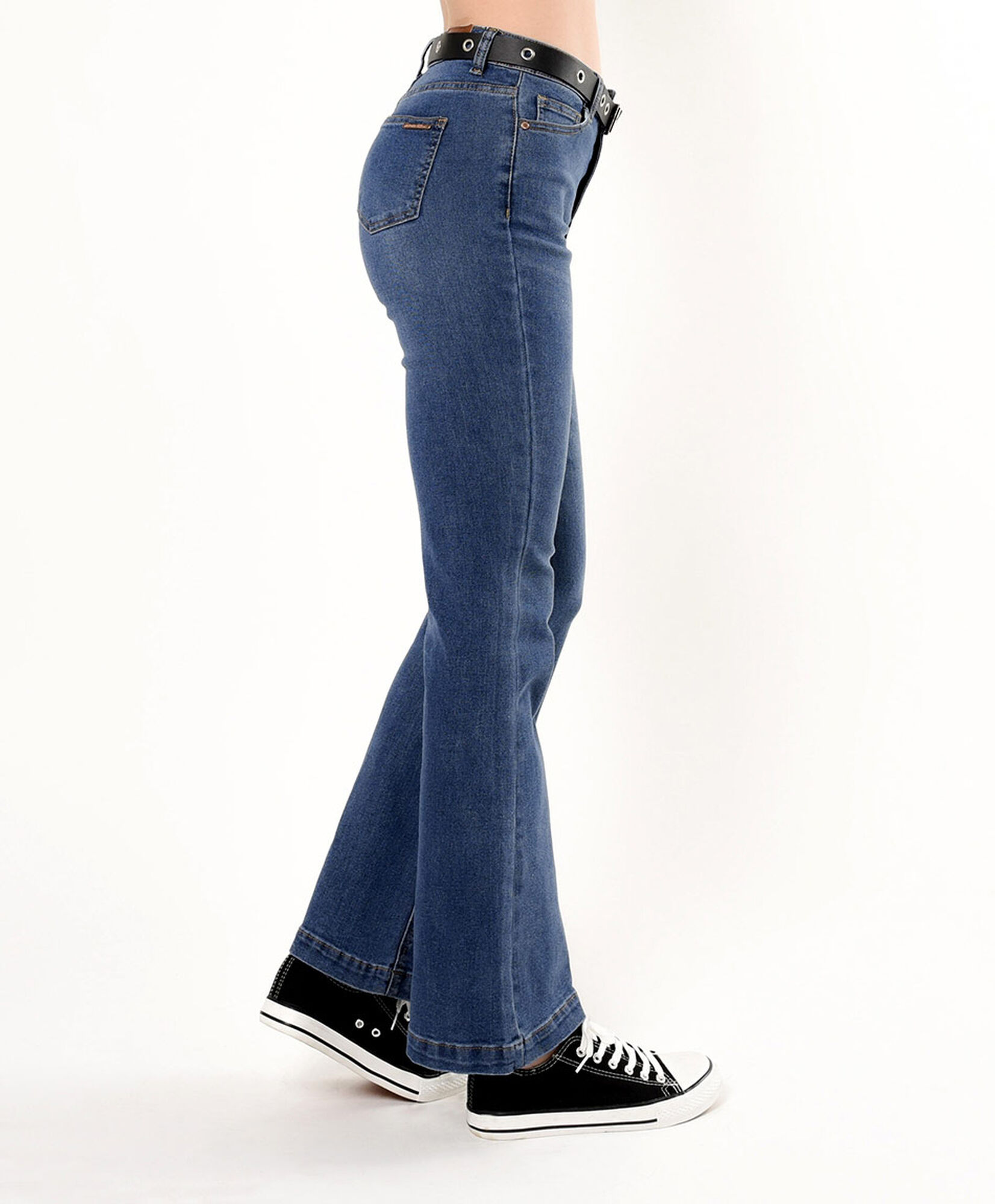 Jeans mujer cinturón flare Jeans mujer cinturón flare