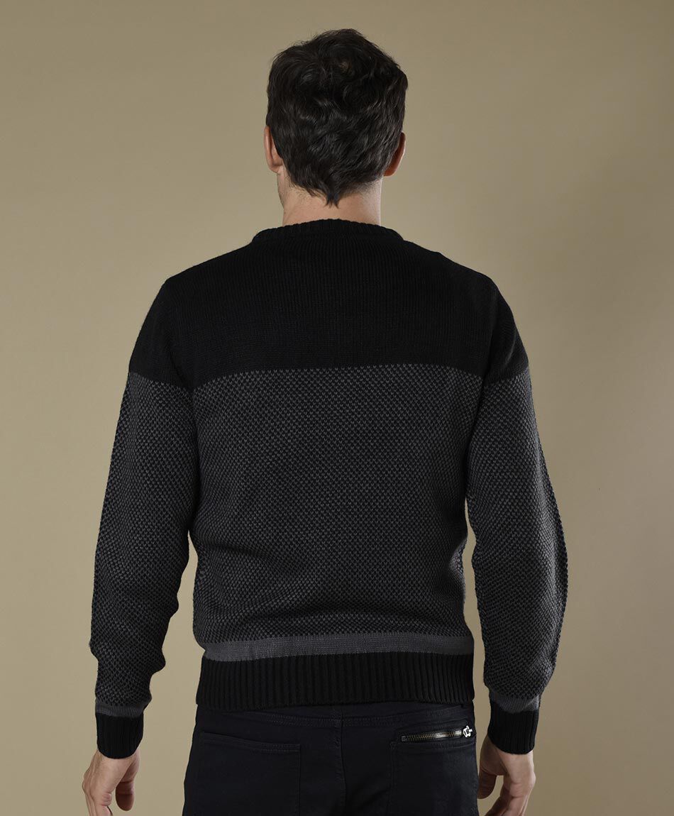 Sweater cuello redondo