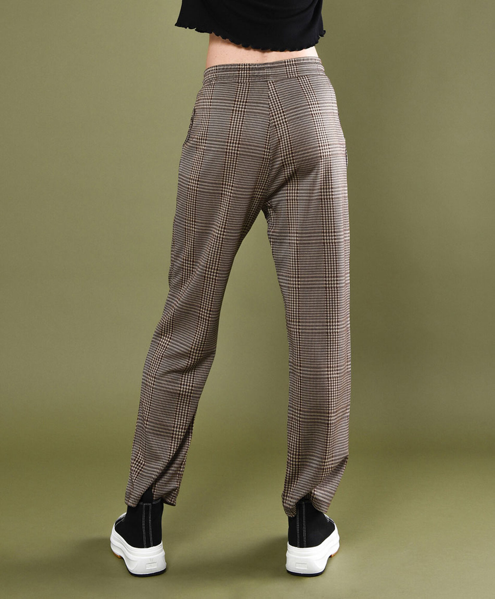 Pantalón mujer tiro alto comfy escocés Pantalón mujer tiro alto comfy escocés