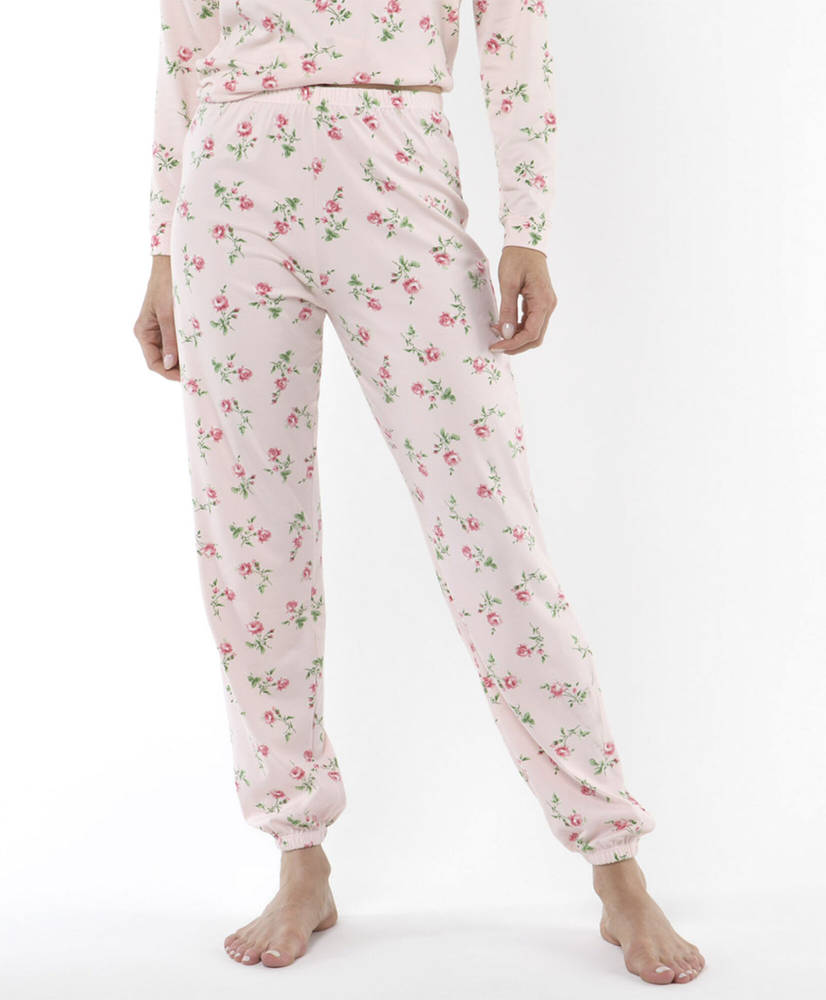 Pijama mujer floreado con lazo Pijama mujer floreado con lazo