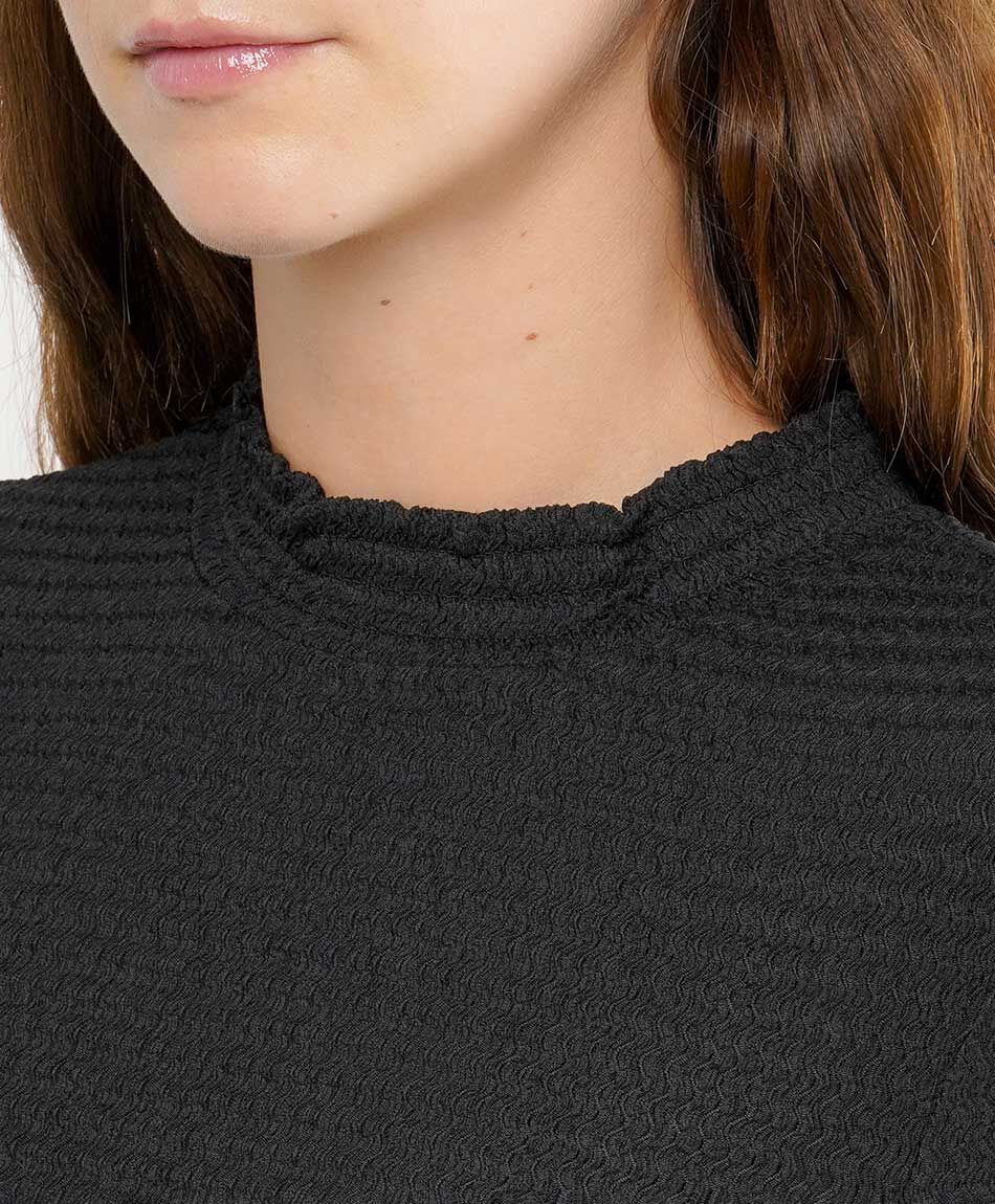 Polera mujer rugosa