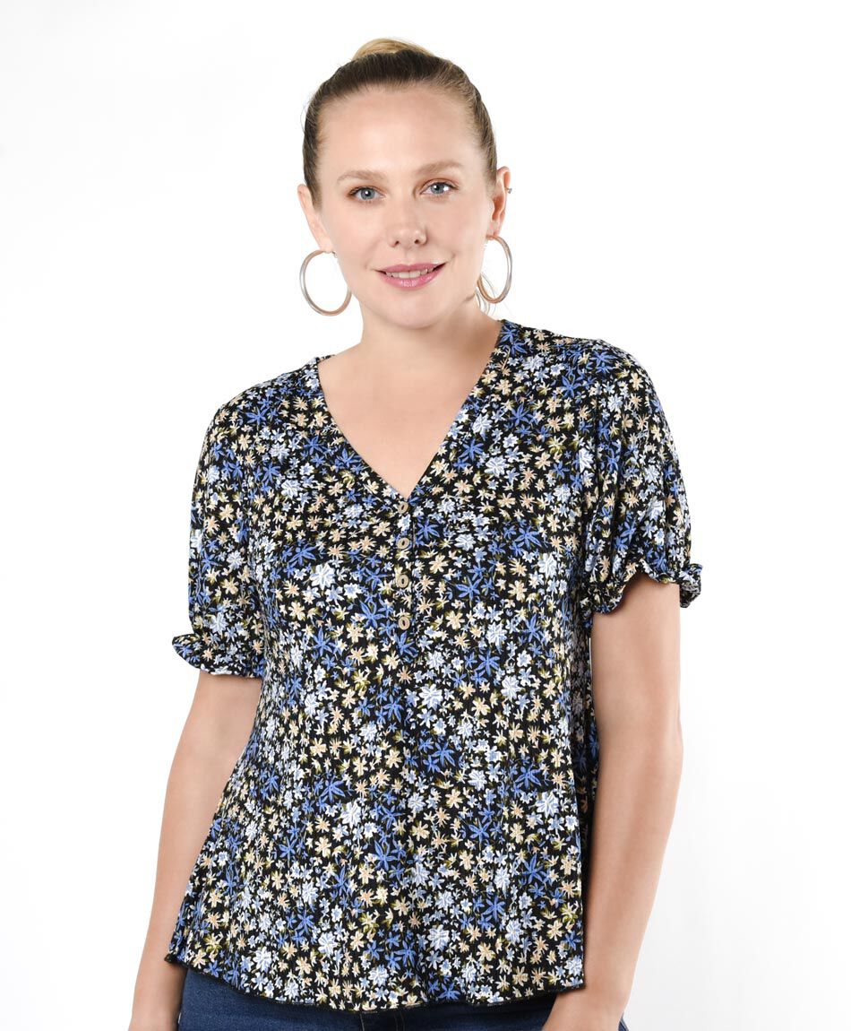 Polera mujer floreada botones