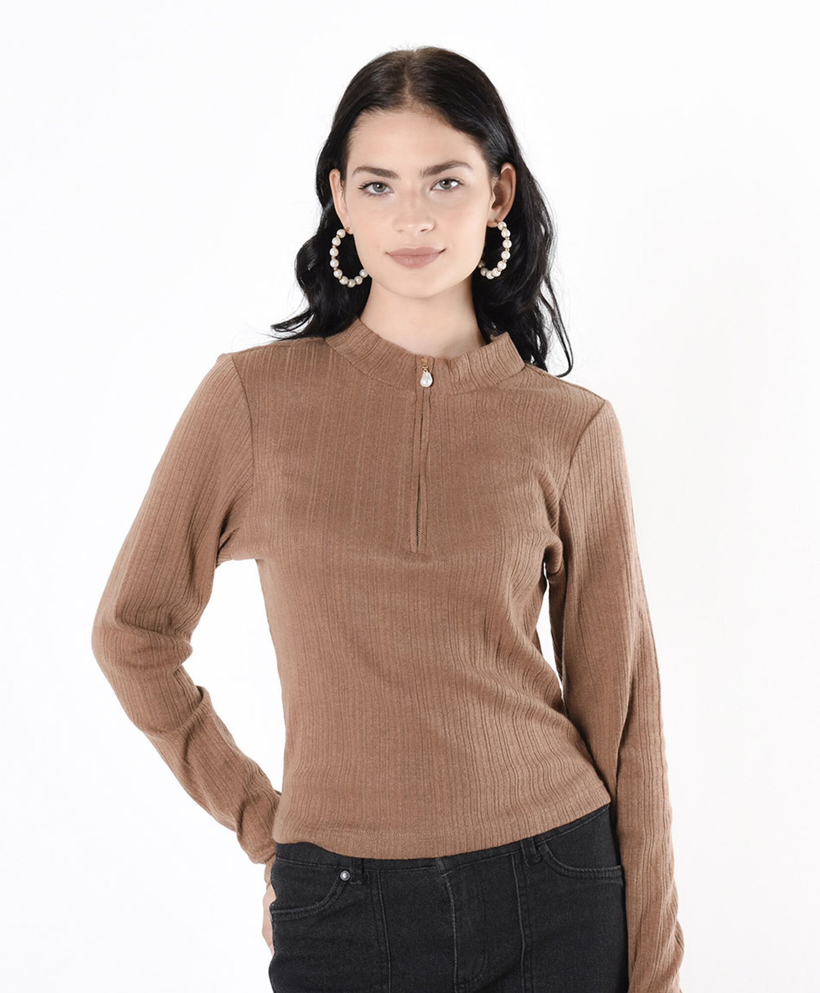 Polera mujer medio cierre Polera mujer medio cierre