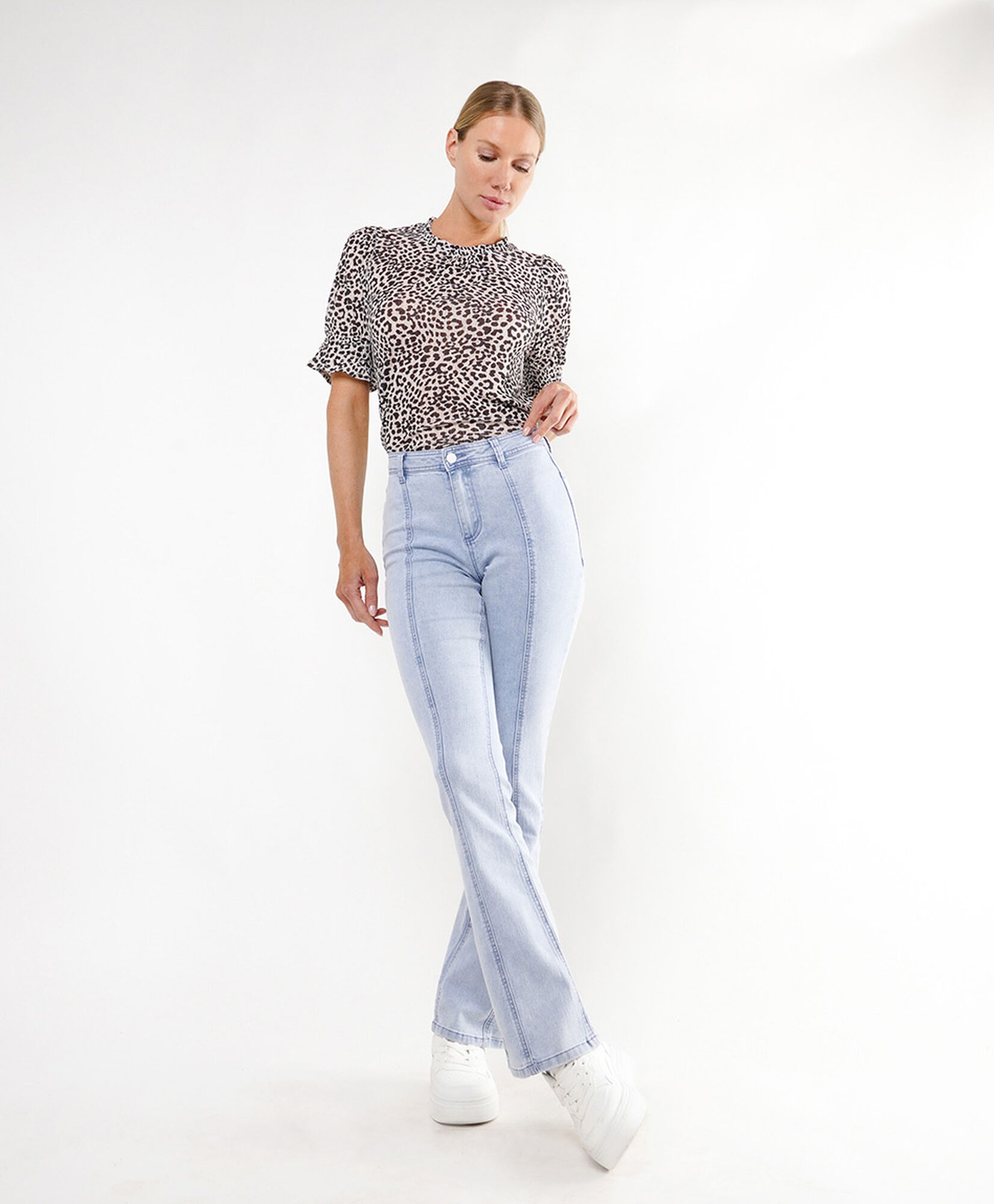 Jeans mujer bolsillos diseño estrella Jeans mujer bolsillos diseño estrella