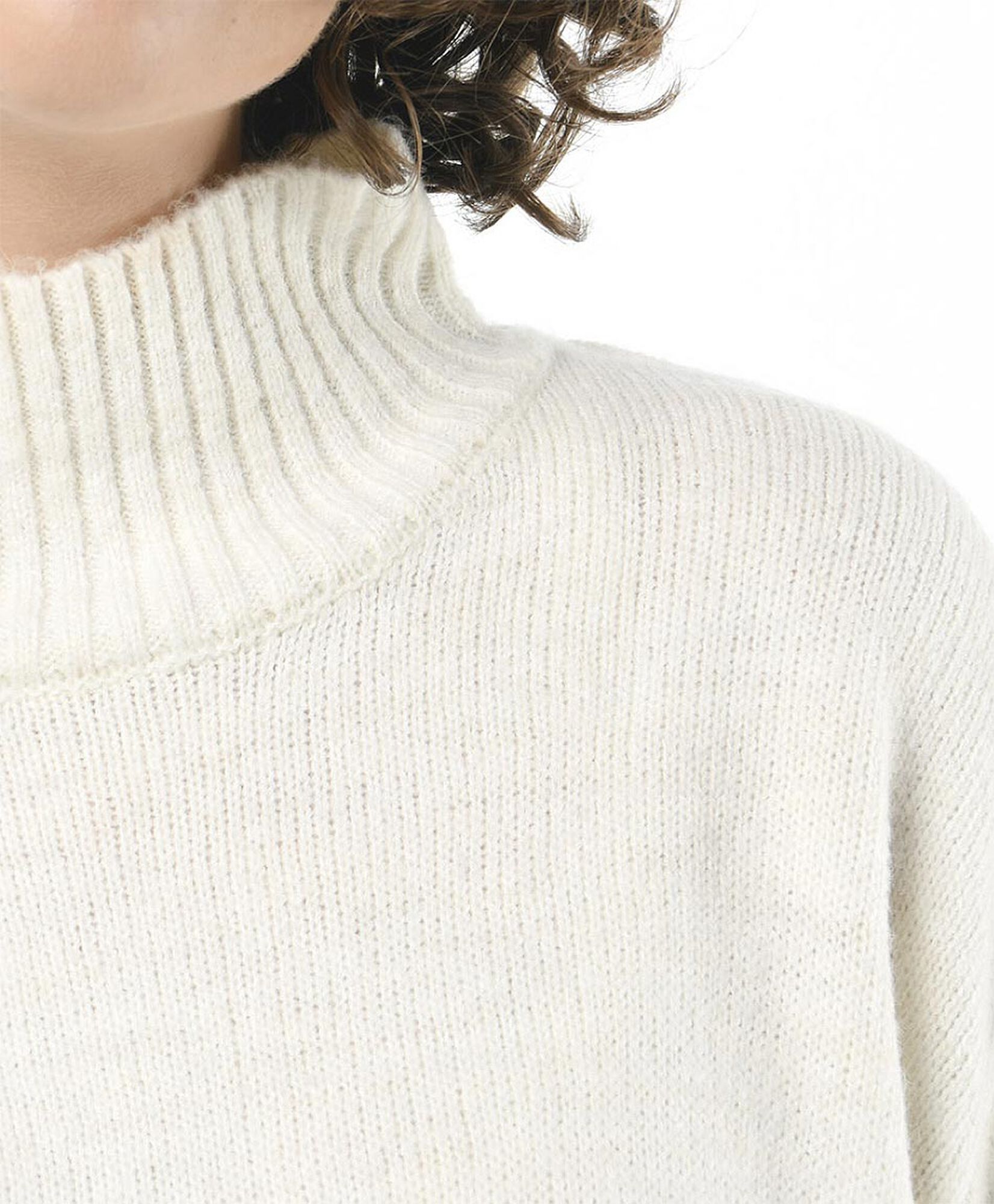 Sweater mujer cuello alto Sweater mujer cuello alto