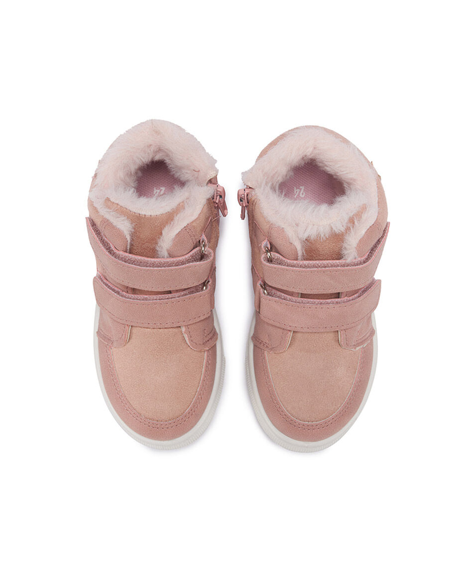 Bot&iacute;n infantil (20 a 25) forrado estrellas