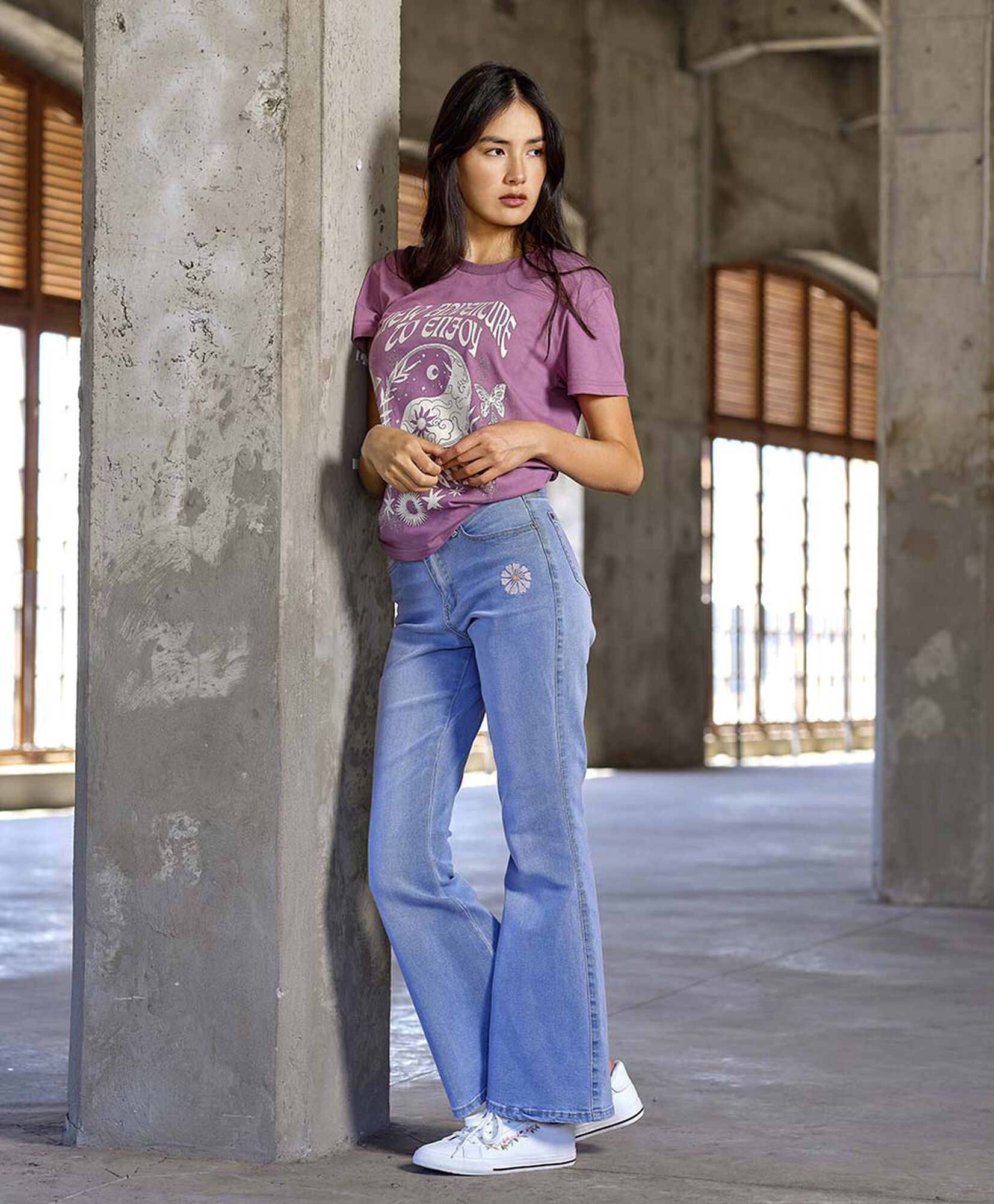Jeans mujer print flor flare Jeans mujer print flor flare