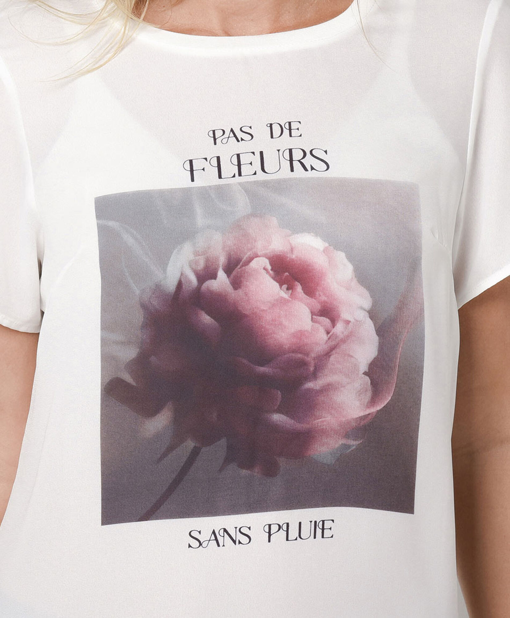 Polera mujer mix flor Polera mujer mix flor