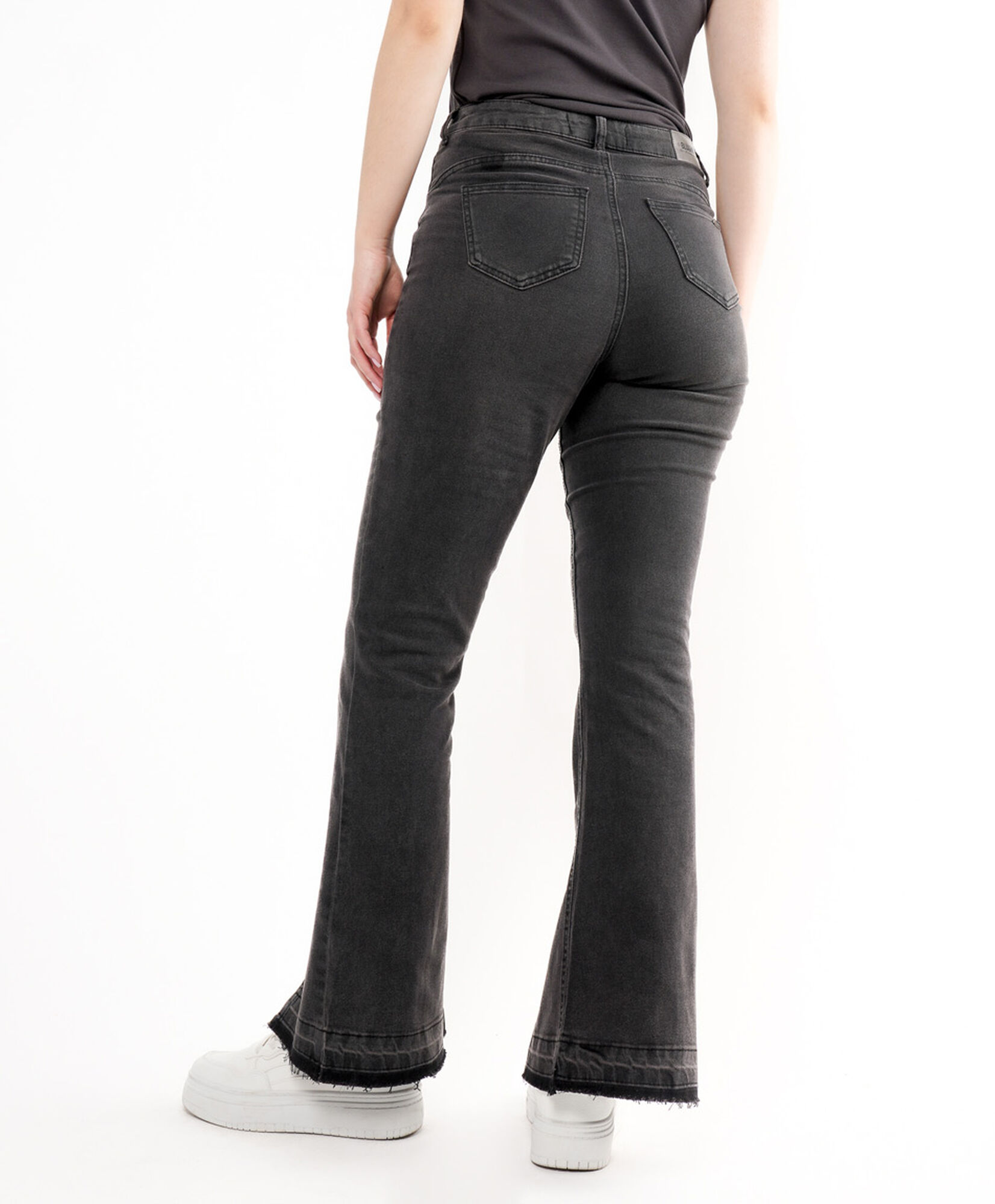 Jeans mujer basta doble abierta flare Jeans mujer basta doble abierta flare