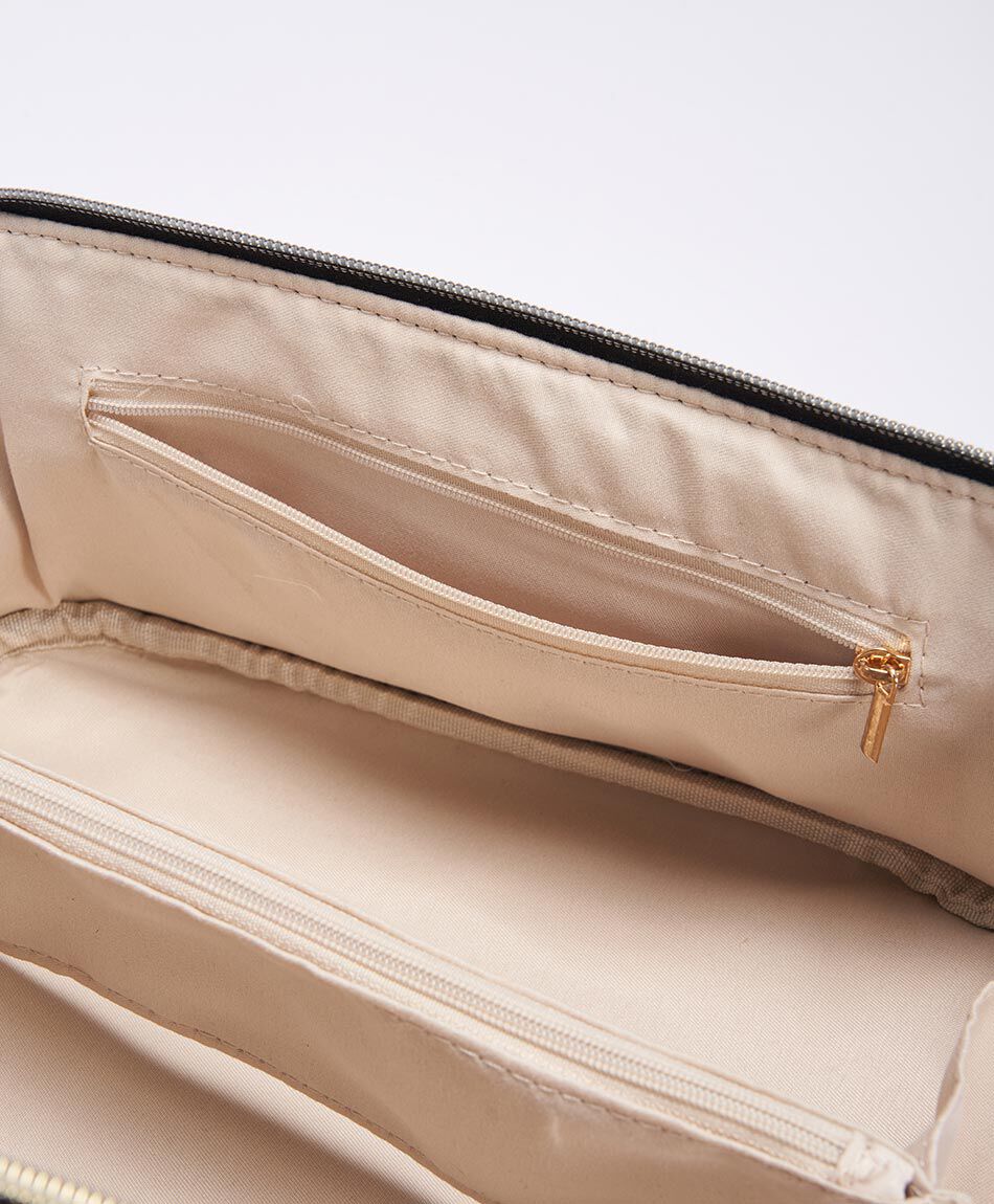 Cosmetiquero mujer animal print