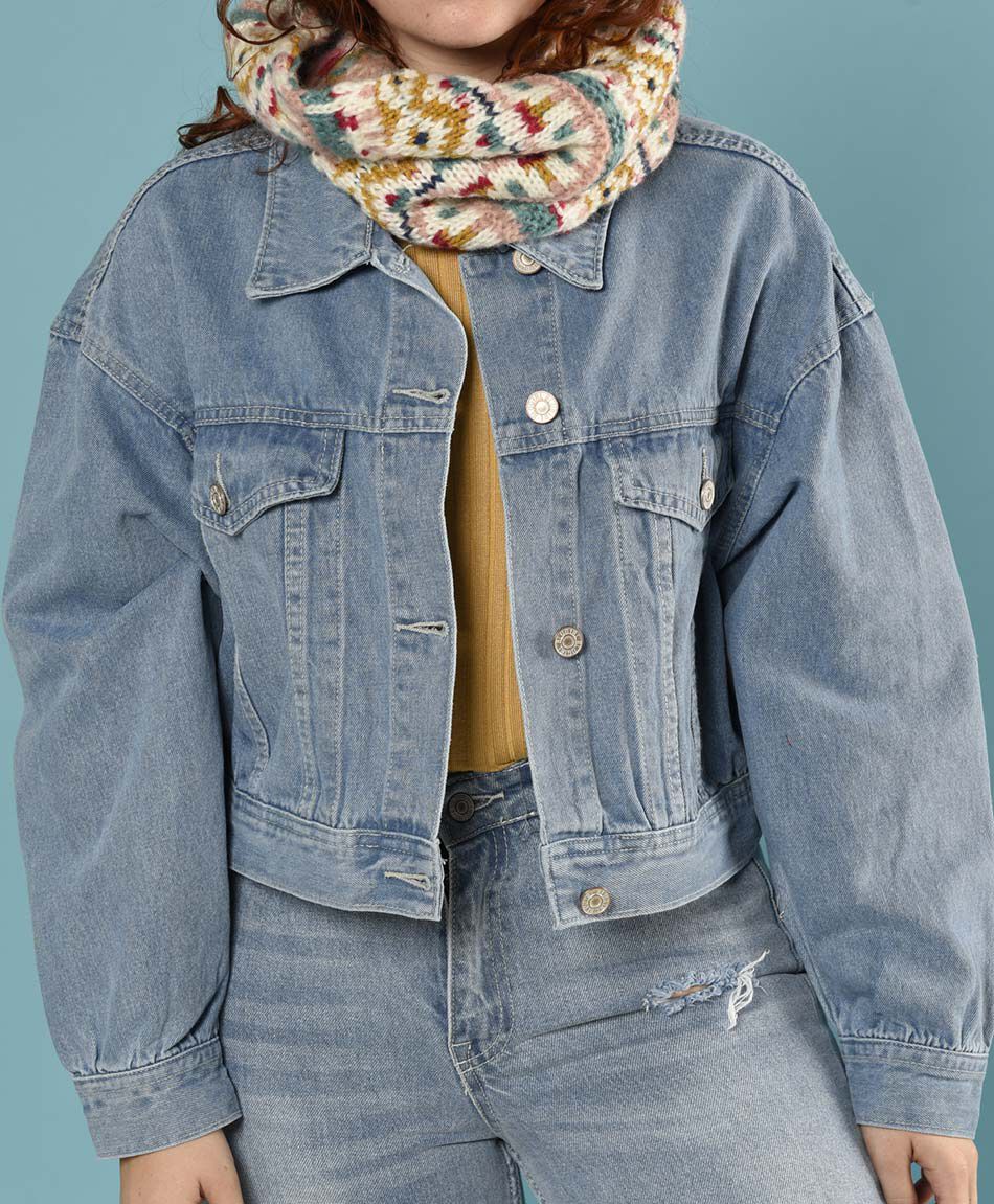 Chaqueta denim corta