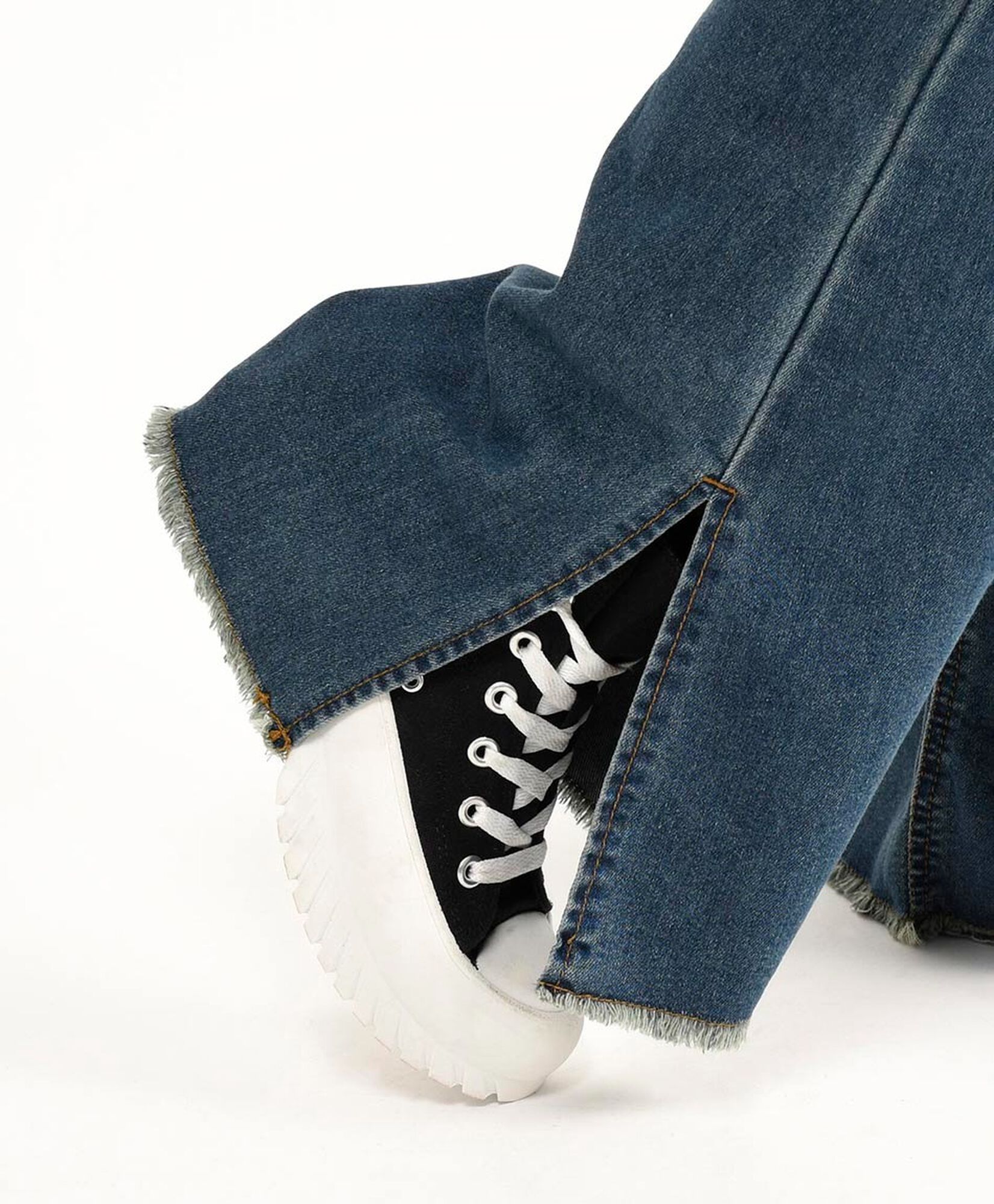 Jeans mujer basta abierta flare Jeans mujer basta abierta flare