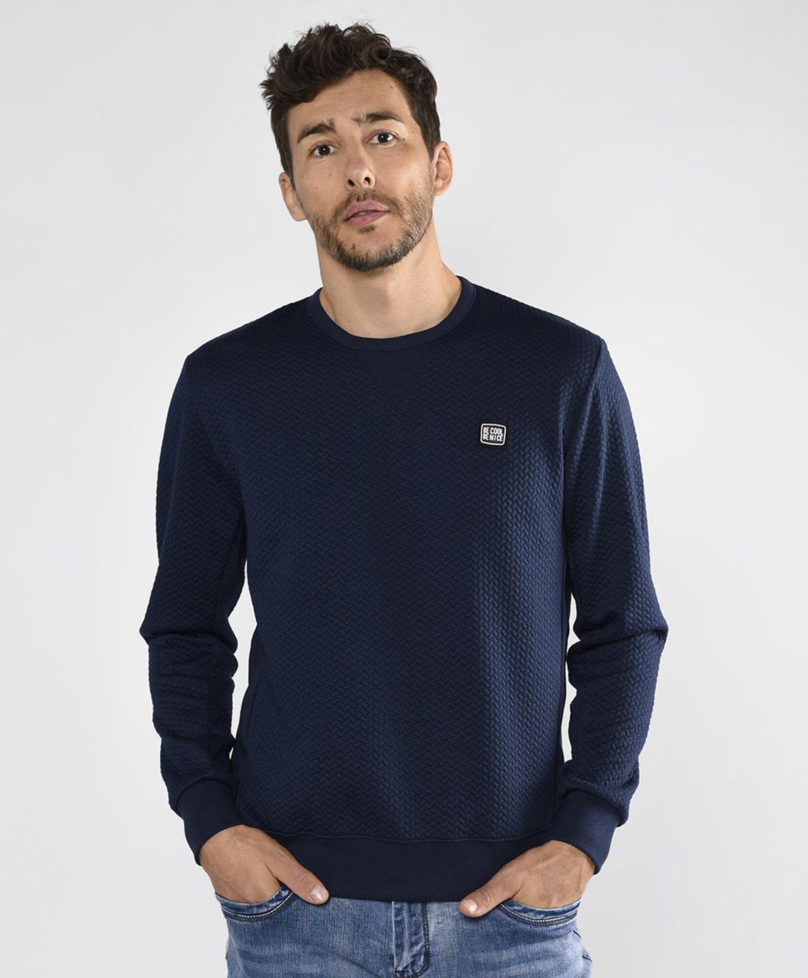 Chaleco poullover cuello redondo Chaleco poullover cuello redondo