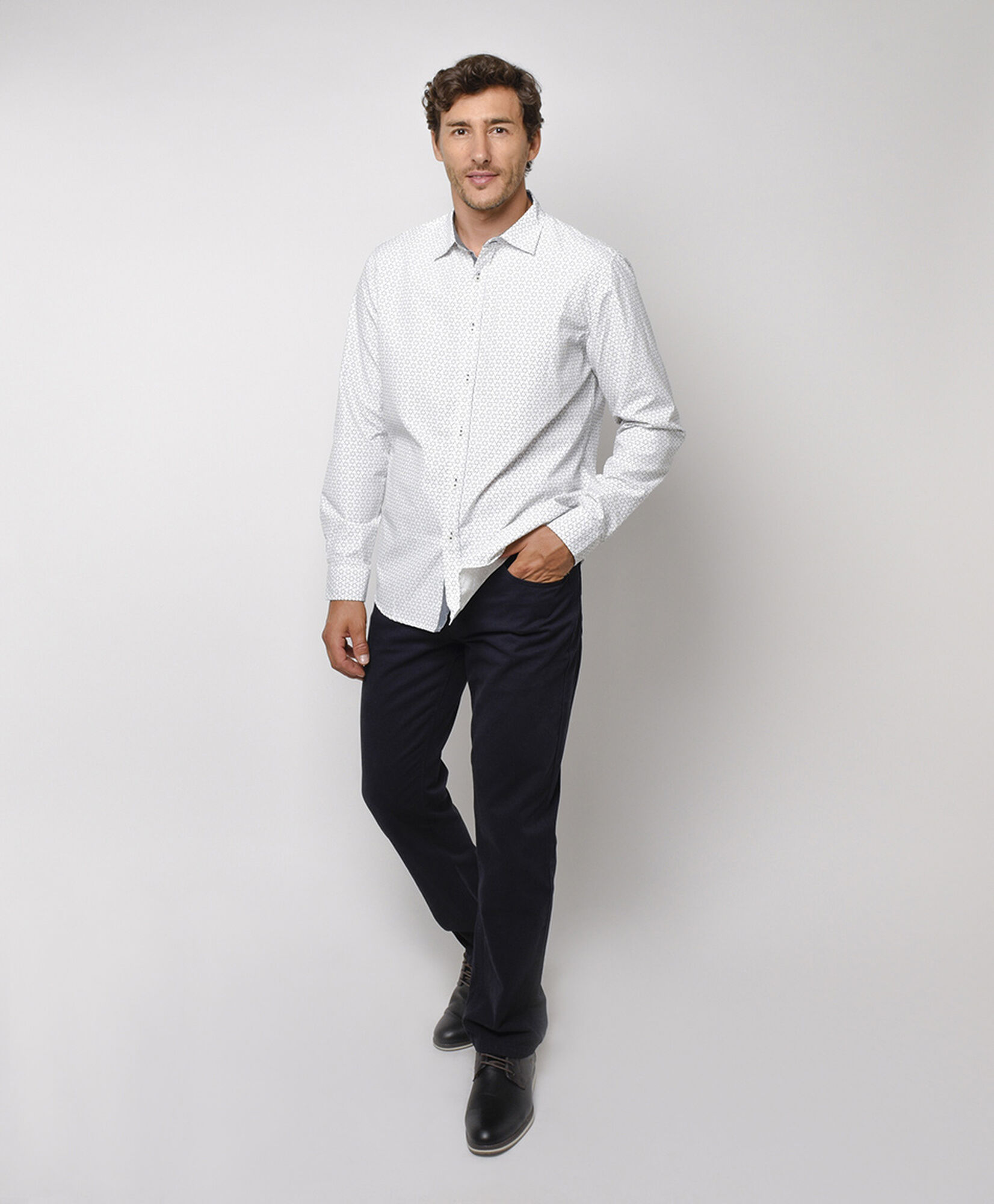 Camisa hombre triángulos Camisa hombre triángulos