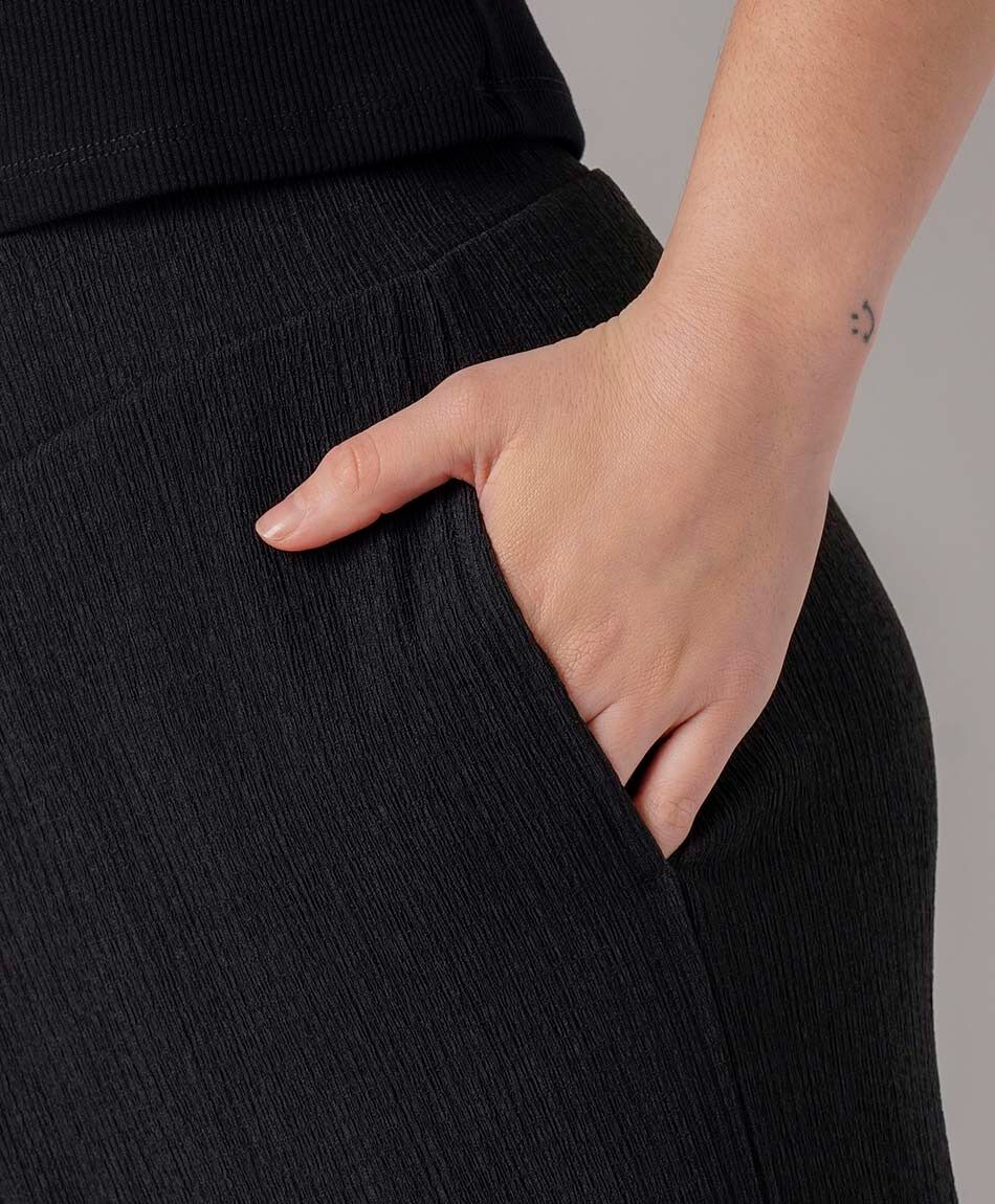 Pantal&oacute;n mujer jacquard negro