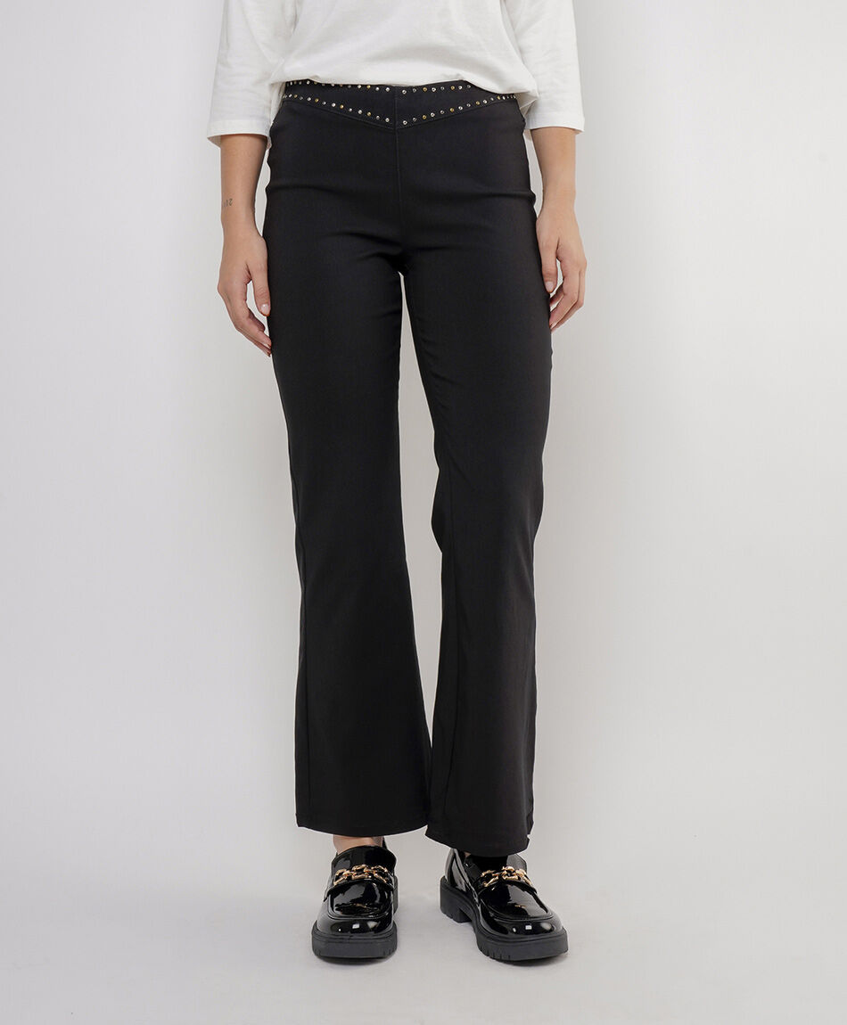 Pantal&oacute;n mujer tachas flare
