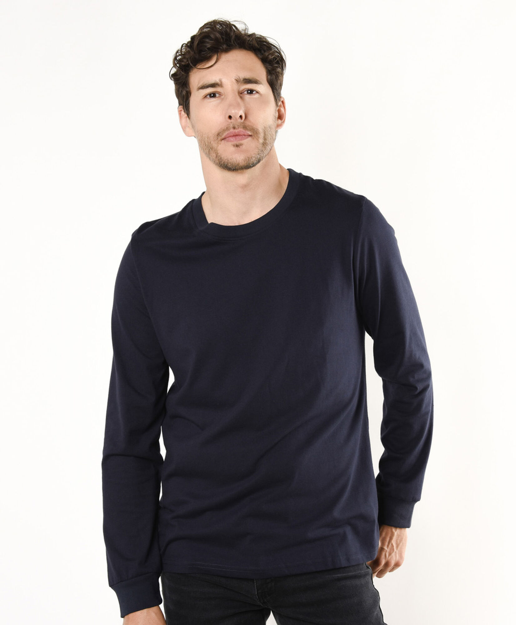 Polera hombre lisa manga larga Polera hombre lisa manga larga