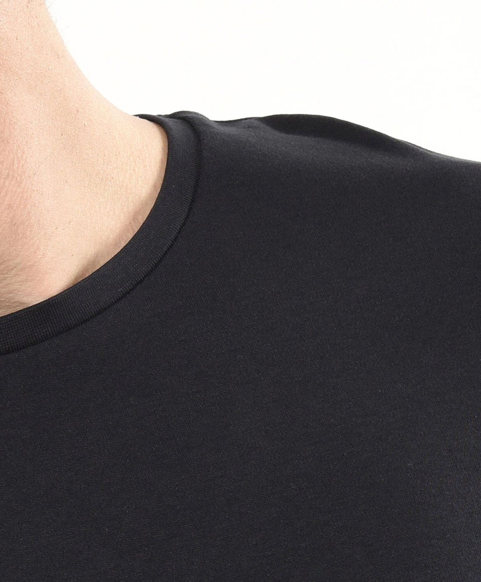 Polera hombre lisa manga larga Polera hombre lisa manga larga