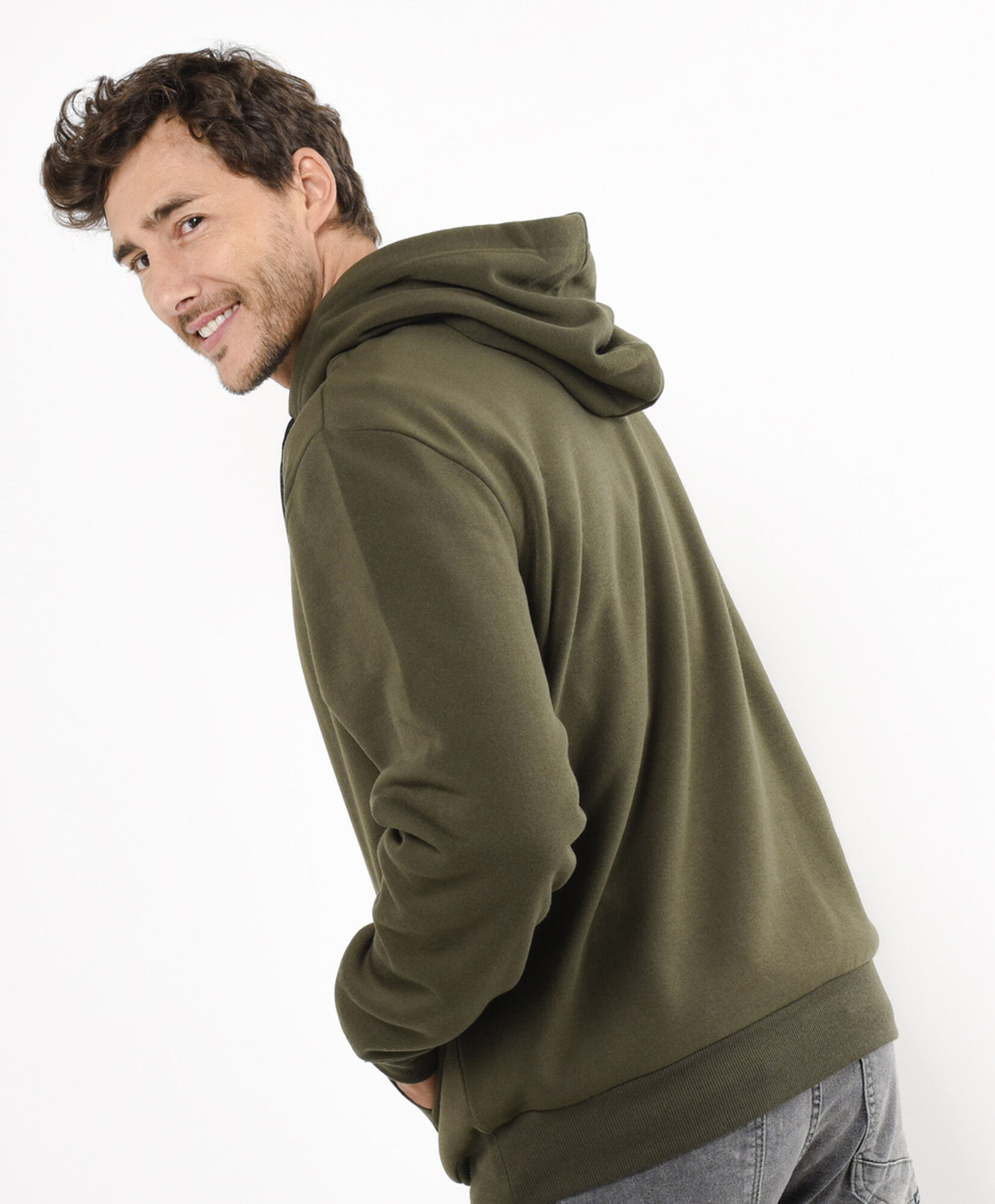 Polerón hombre liso capucha Polerón hombre liso capucha