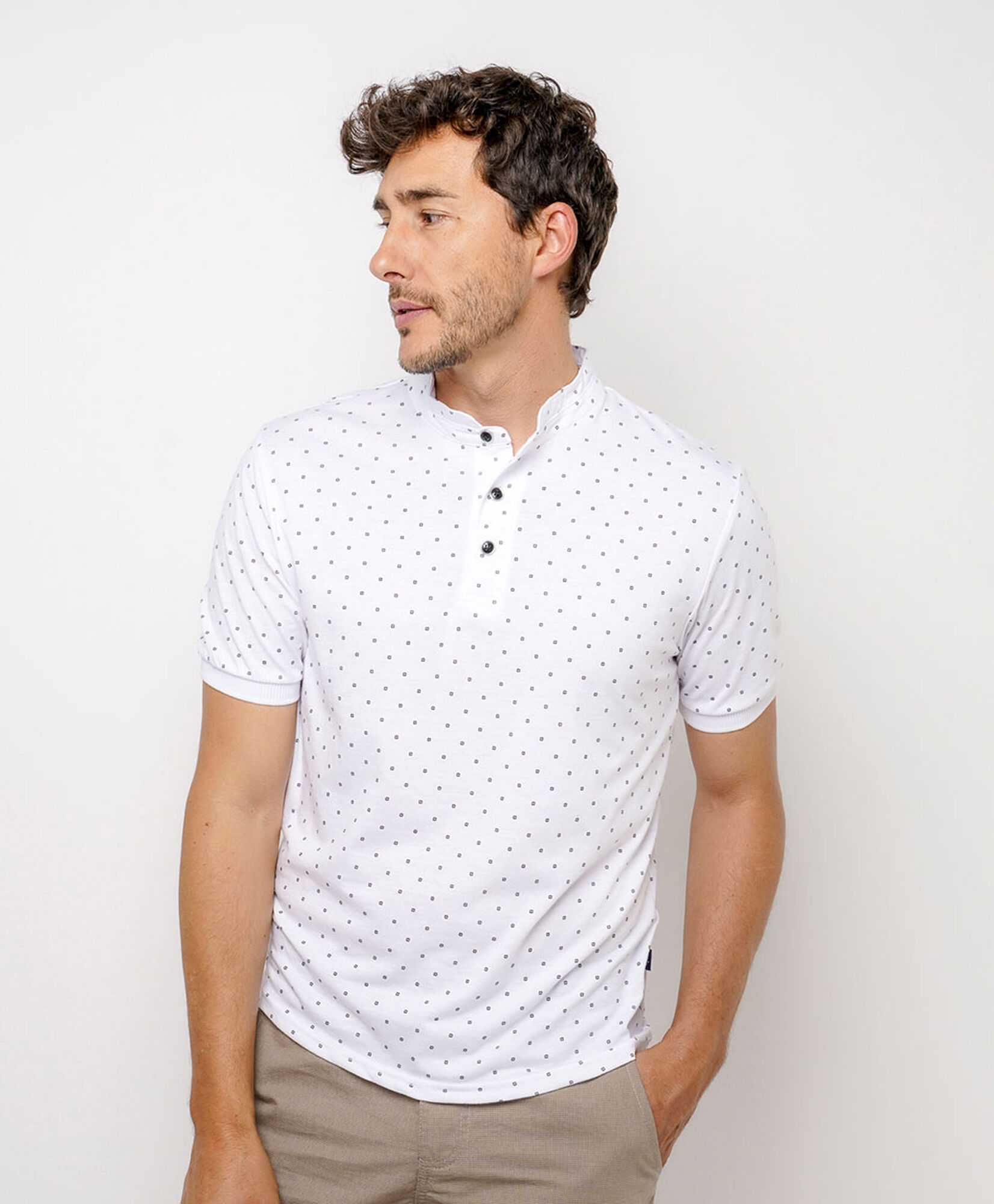 Polera hombre print botones Polera hombre print botones