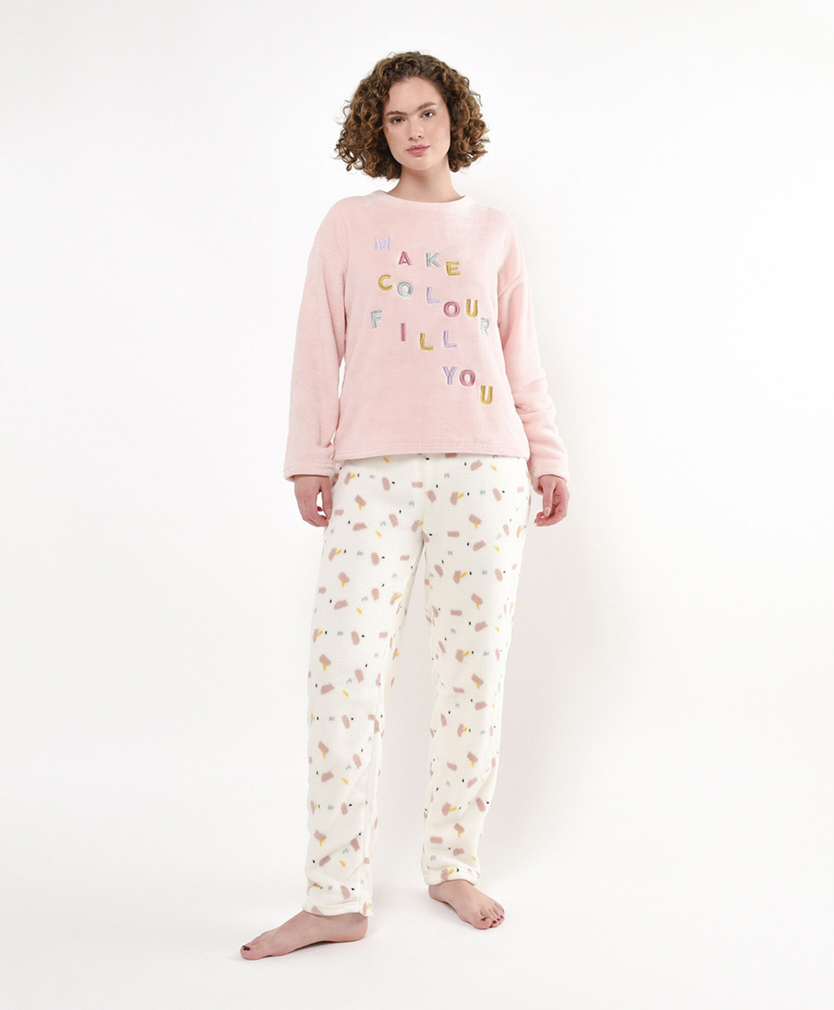 Pijama mujer polar letras y print Pijama mujer polar letras y print
