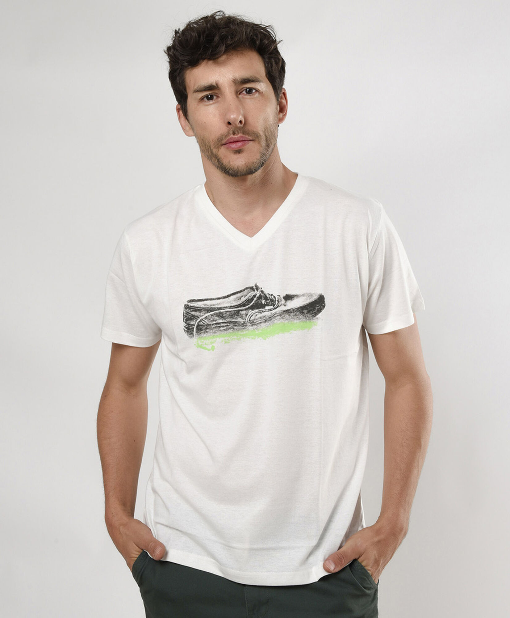 Polera hombre estampado zapato Polera hombre estampado zapato