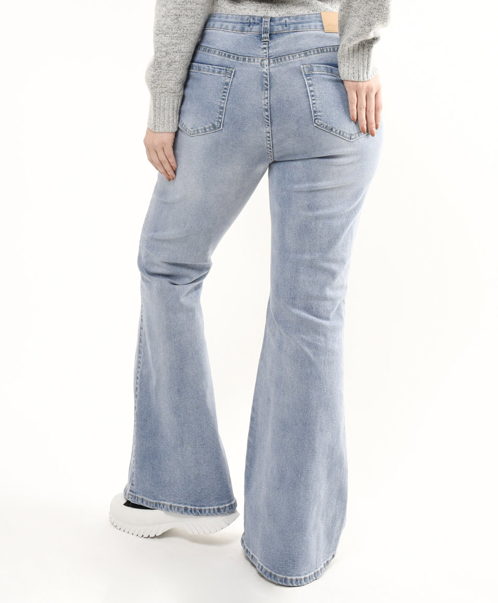 Jeans mujer claro flare Jeans mujer claro flare