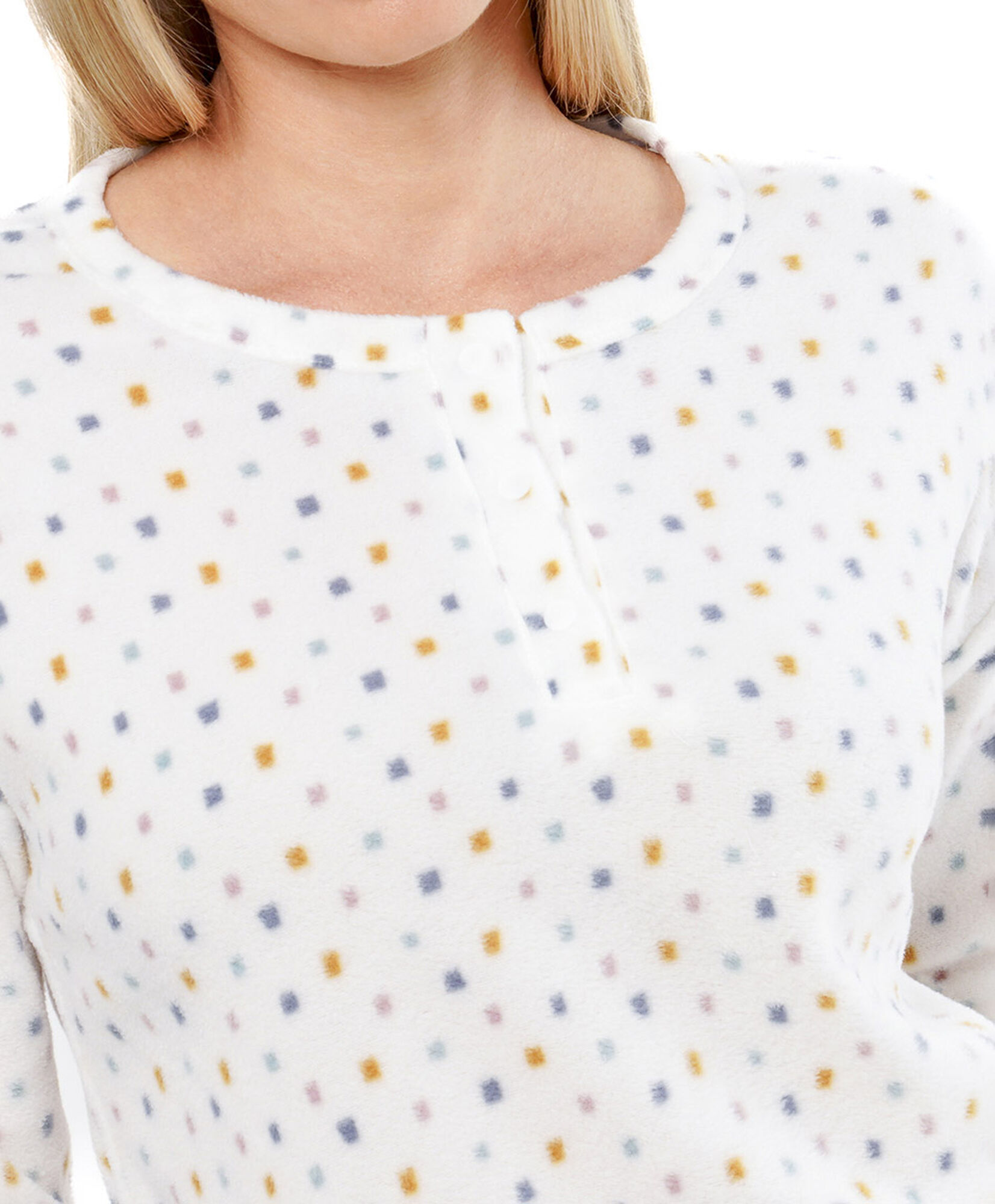 Pijama mujer micropolar puntos mix color Pijama mujer micropolar puntos mix color